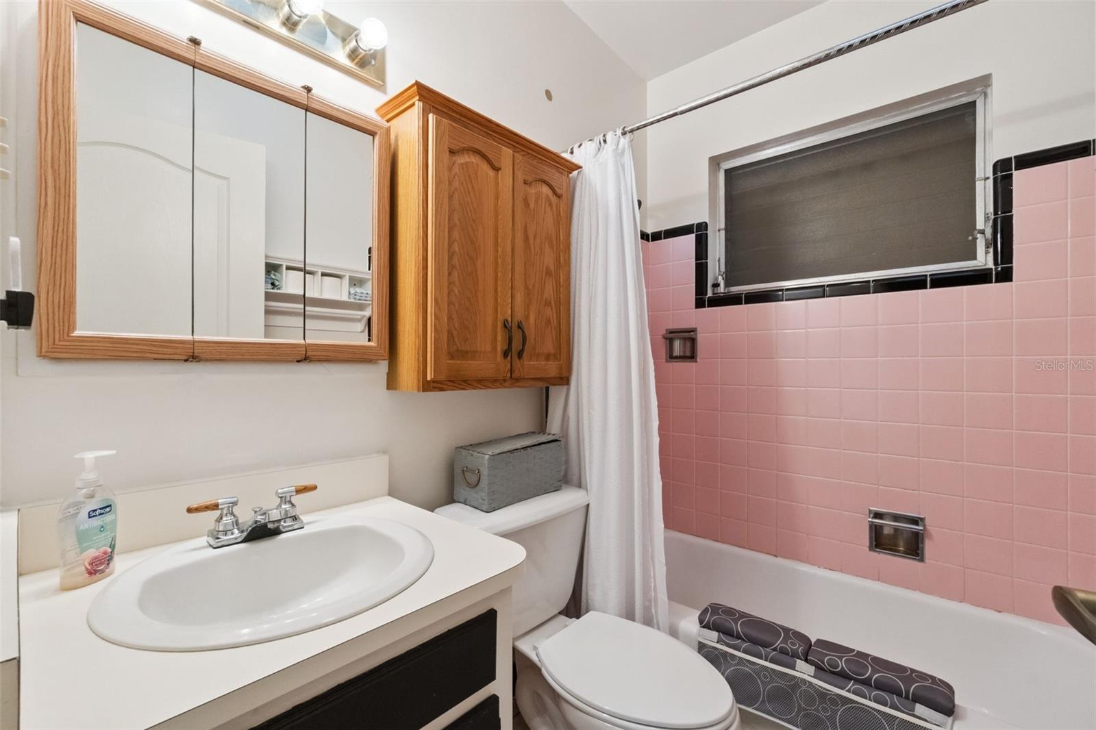 Image 16 of 22 For 2812 Orange Boulevard