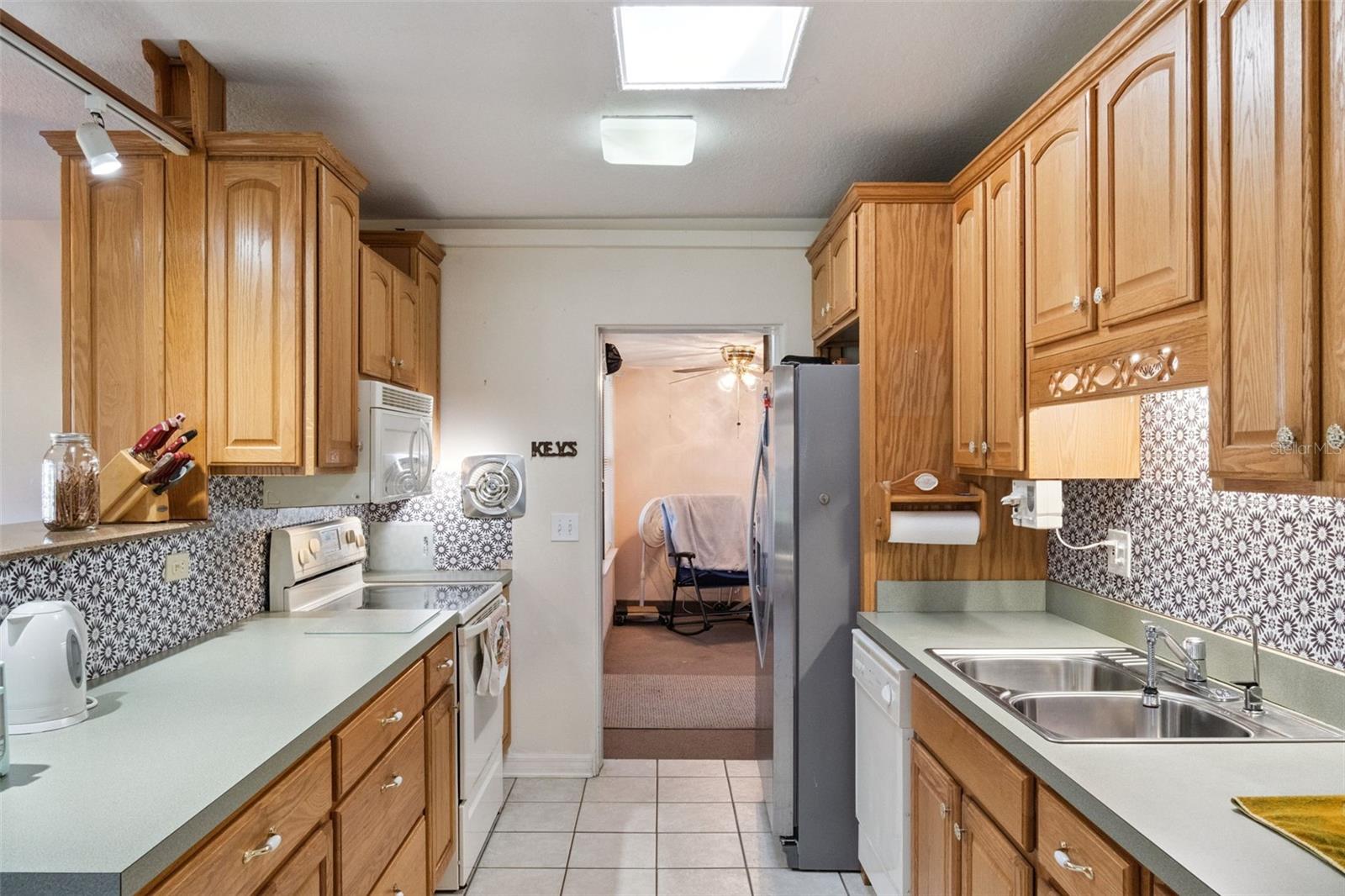 Image 5 of 22 For 2812 Orange Boulevard