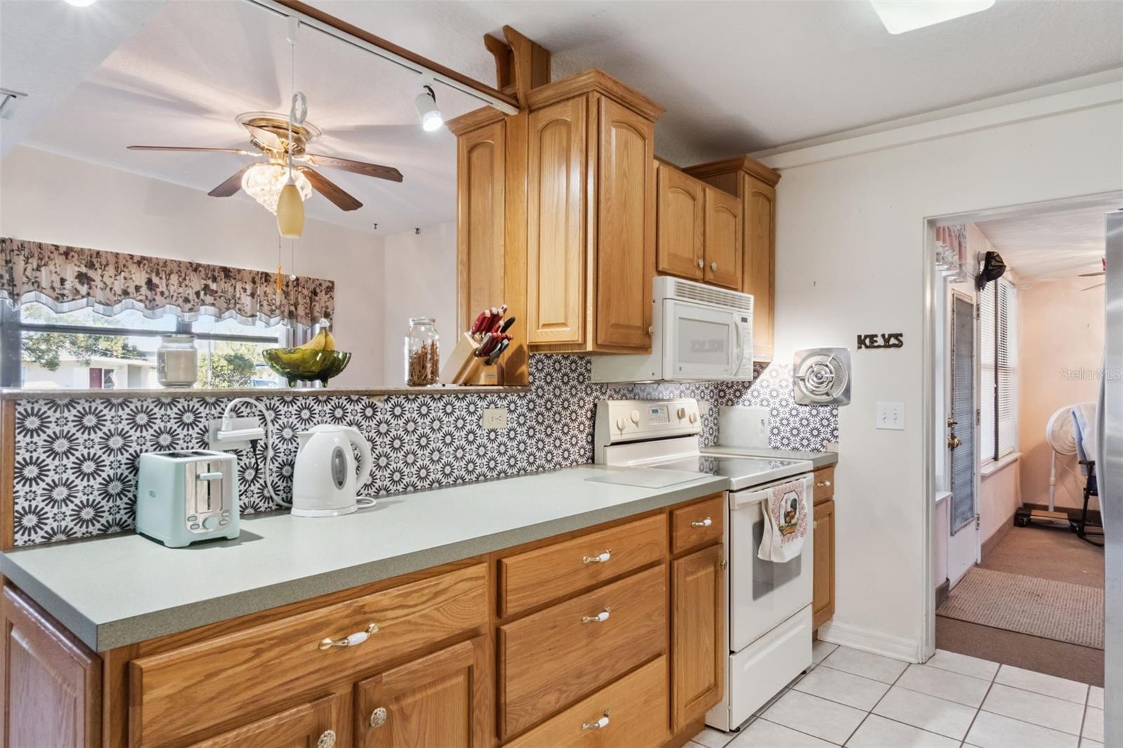 Image 6 of 22 For 2812 Orange Boulevard