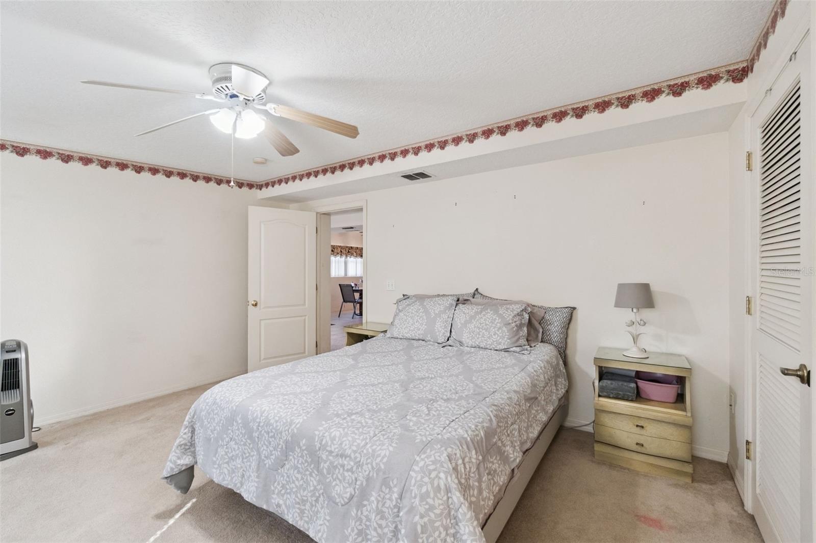 Image 9 of 22 For 2812 Orange Boulevard