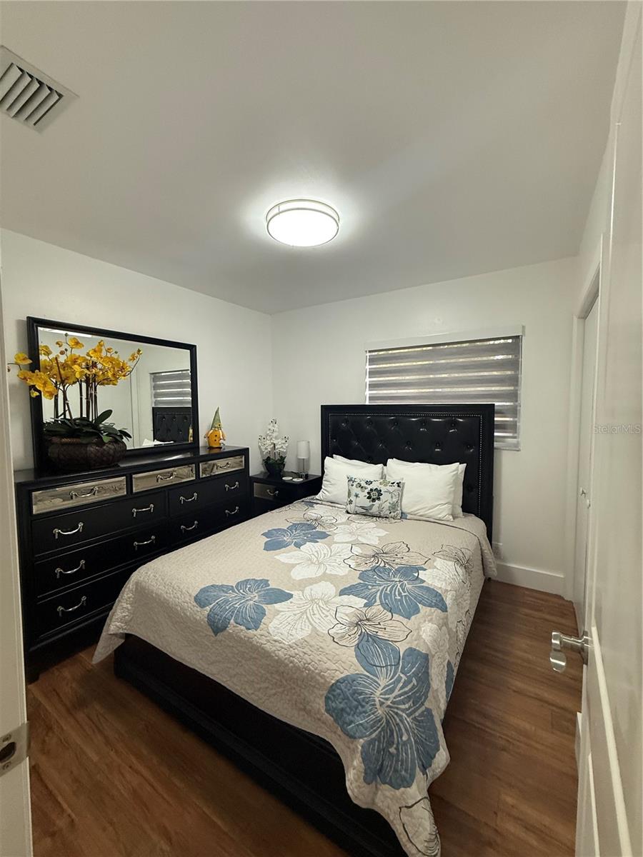 Image 15 of 21 For 112 Lagoon Road