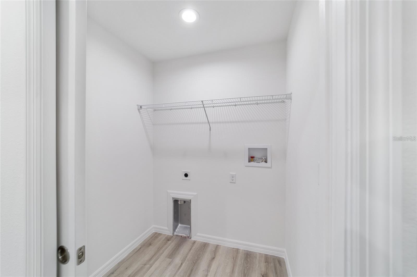 Image 18 of 21 For 25 Malauka Loop Place