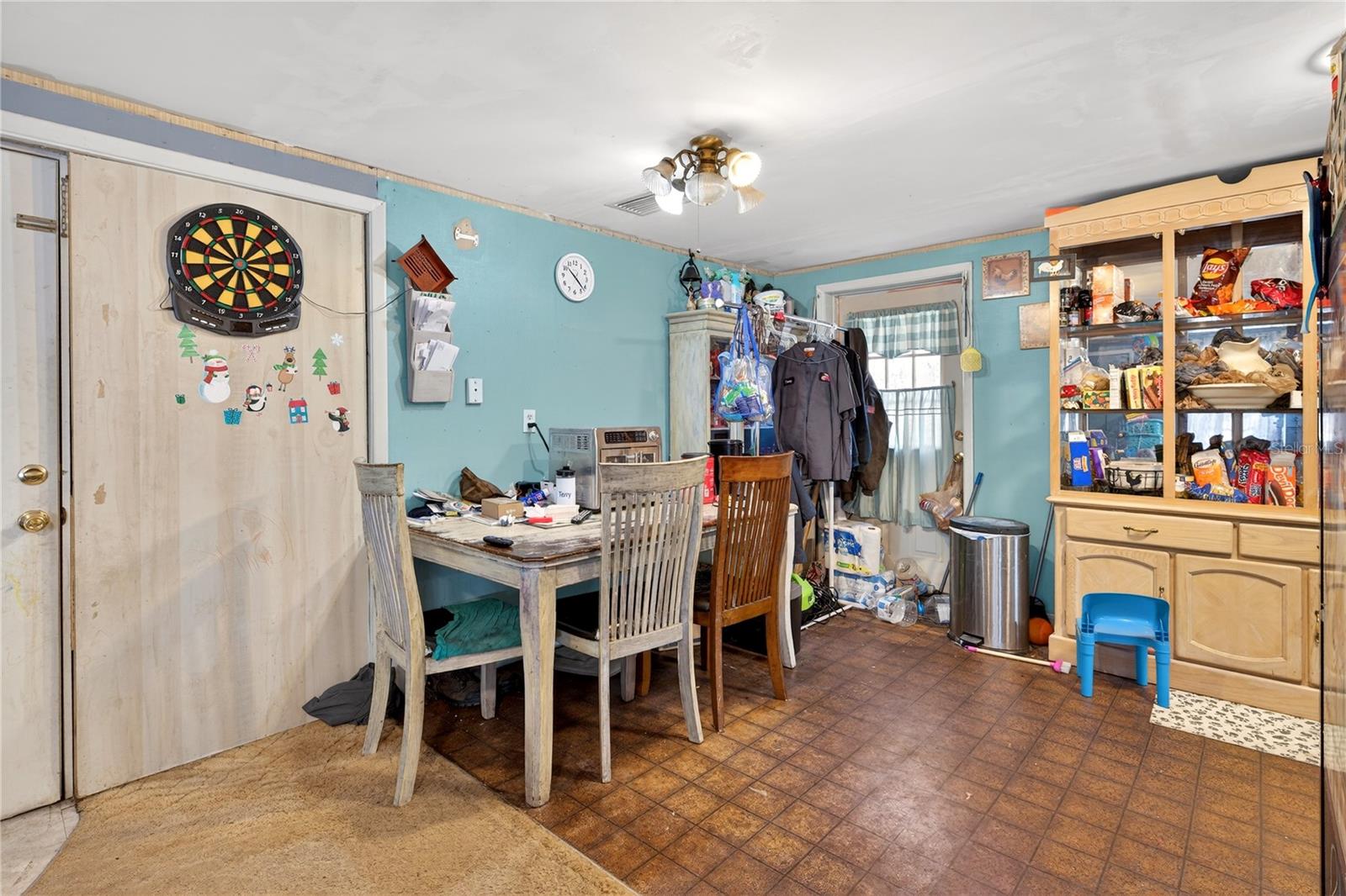 Image 4 of 40 For 5230 Spirit Lake Rd