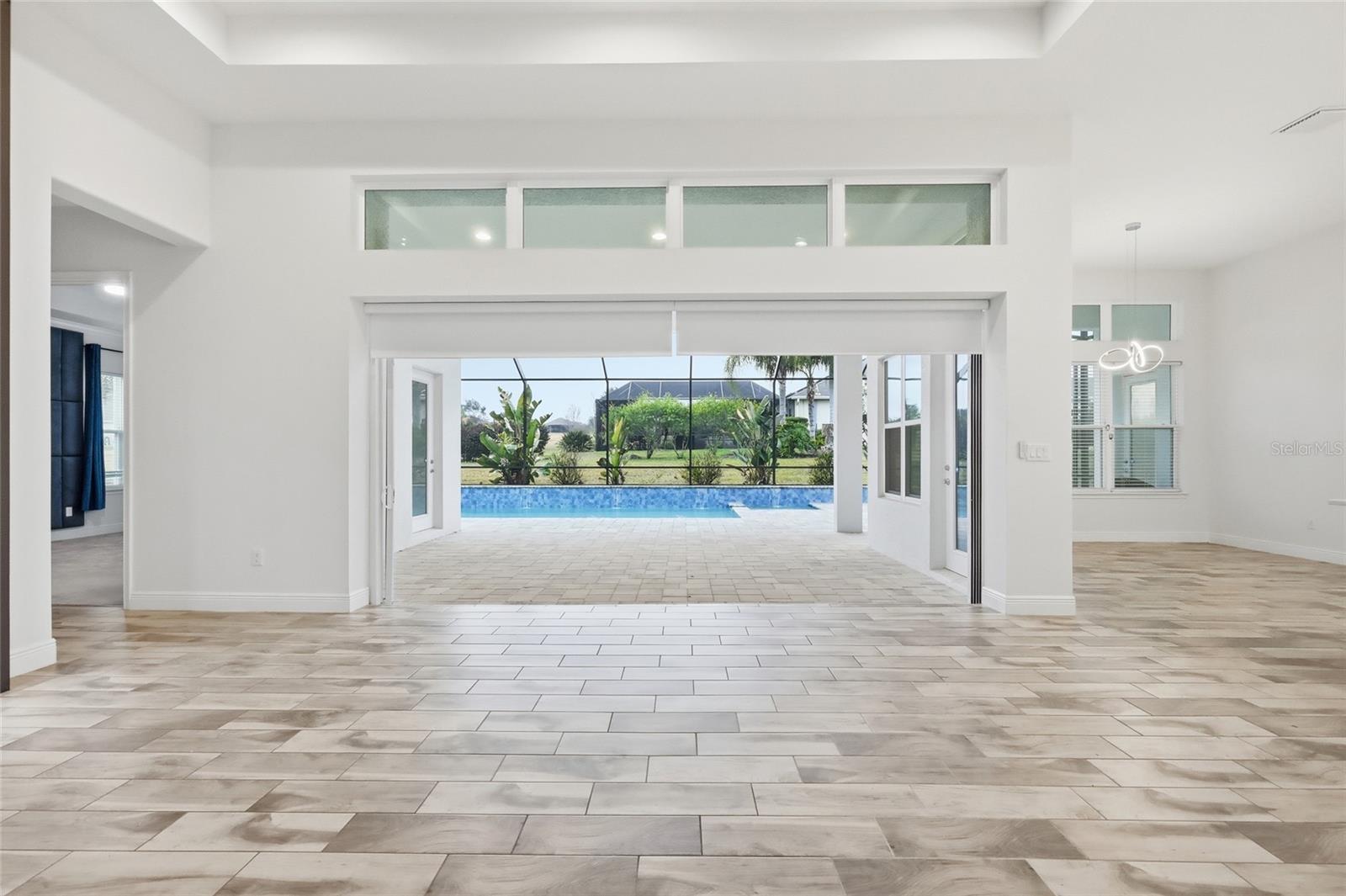 Image 10 of 61 For 13539 Carryback Drive