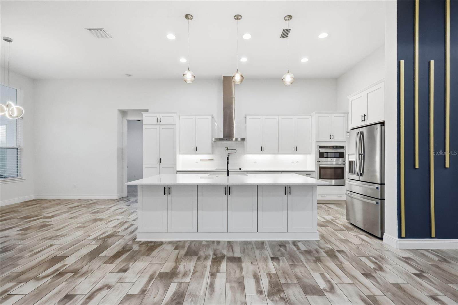 Image 20 of 61 For 13539 Carryback Drive