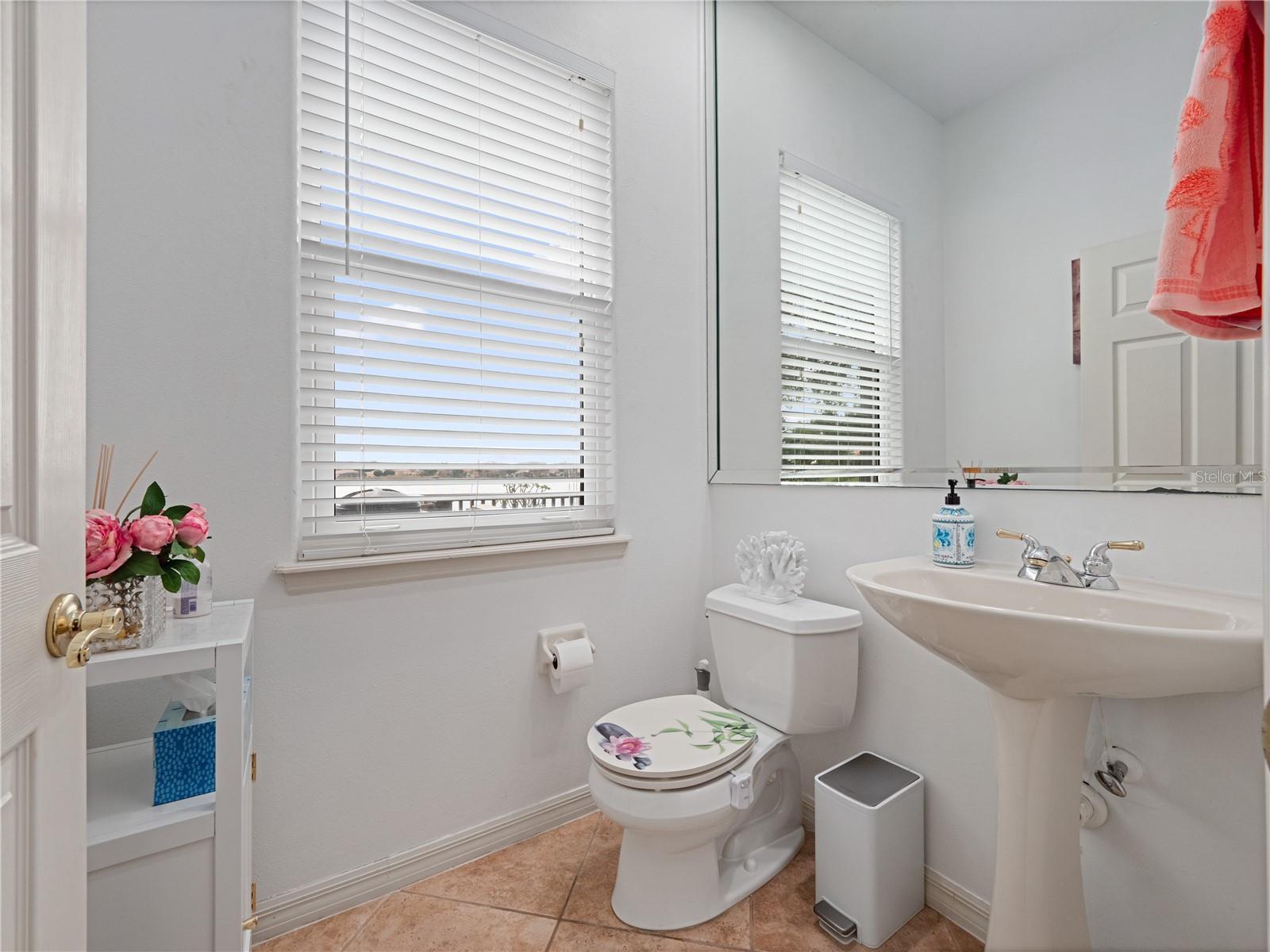 Image 19 of 51 For 8216 Tivoli Drive