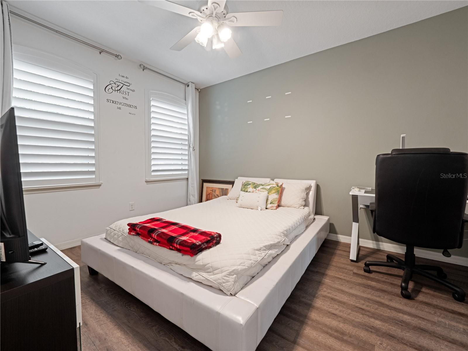 Image 29 of 51 For 8216 Tivoli Drive