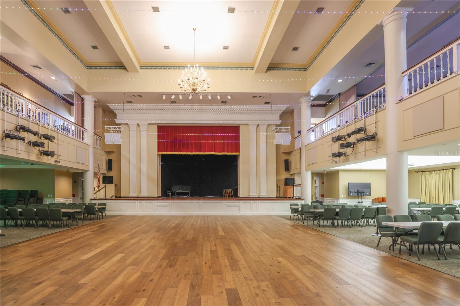 Image 37 of 45 For 24805 Pine Hill