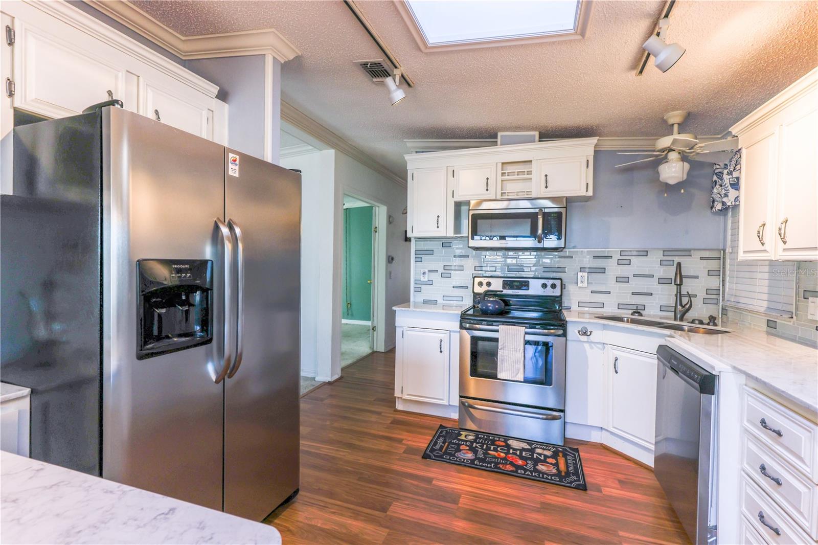 Image 9 of 45 For 24805 Pine Hill