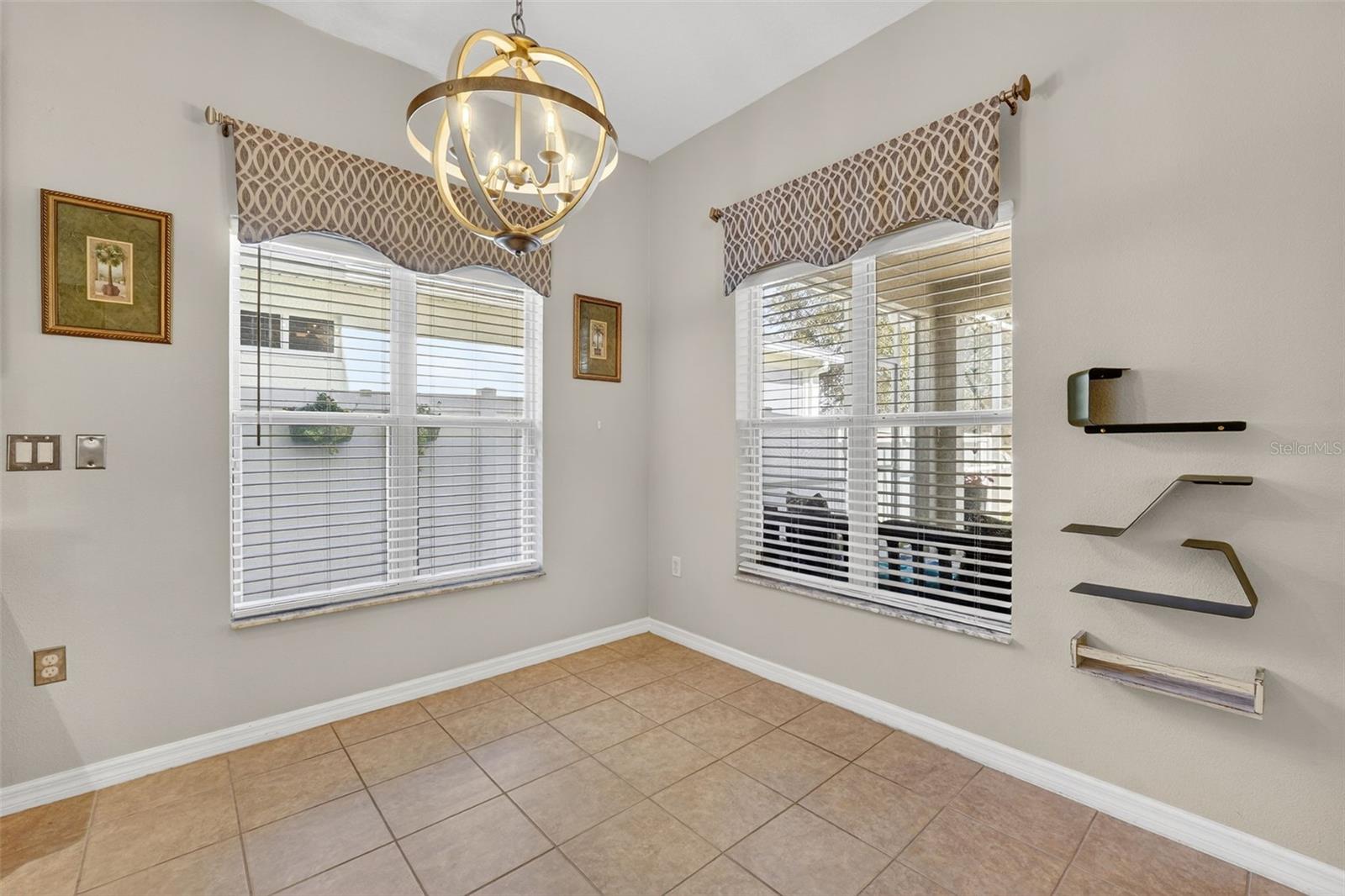 Image 23 of 95 For 2217 Mountleigh Trail