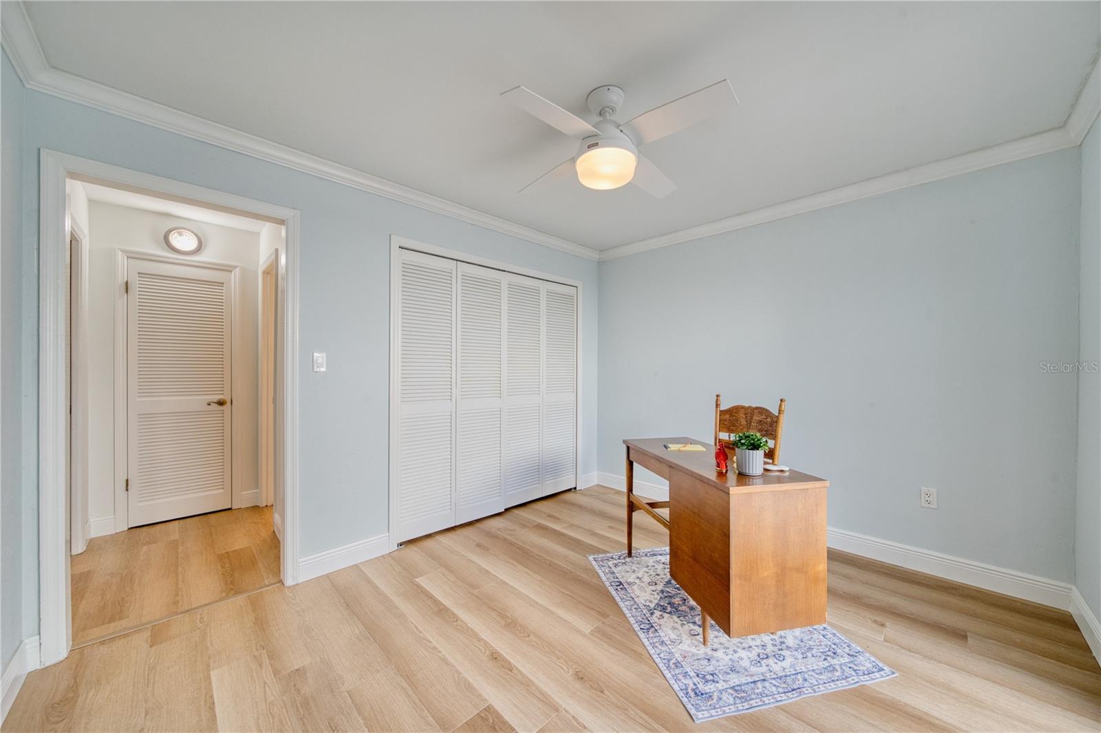 Image 21 of 30 For 2084 Countryside Circle S 25