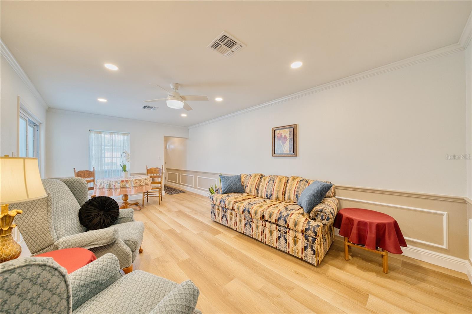 Image 3 of 30 For 2084 Countryside Circle S 25