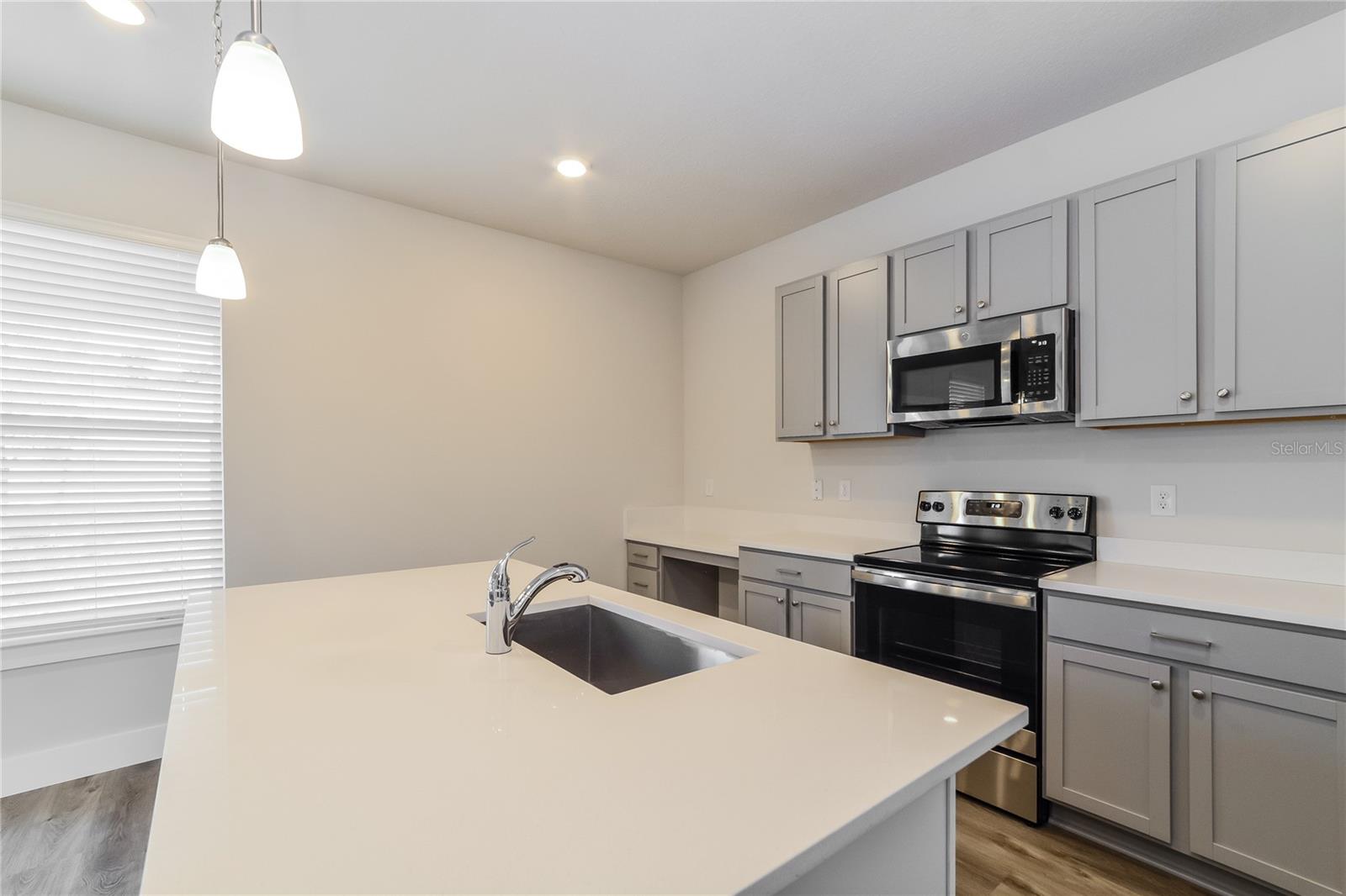 Image 5 of 15 For 317 Pine Street