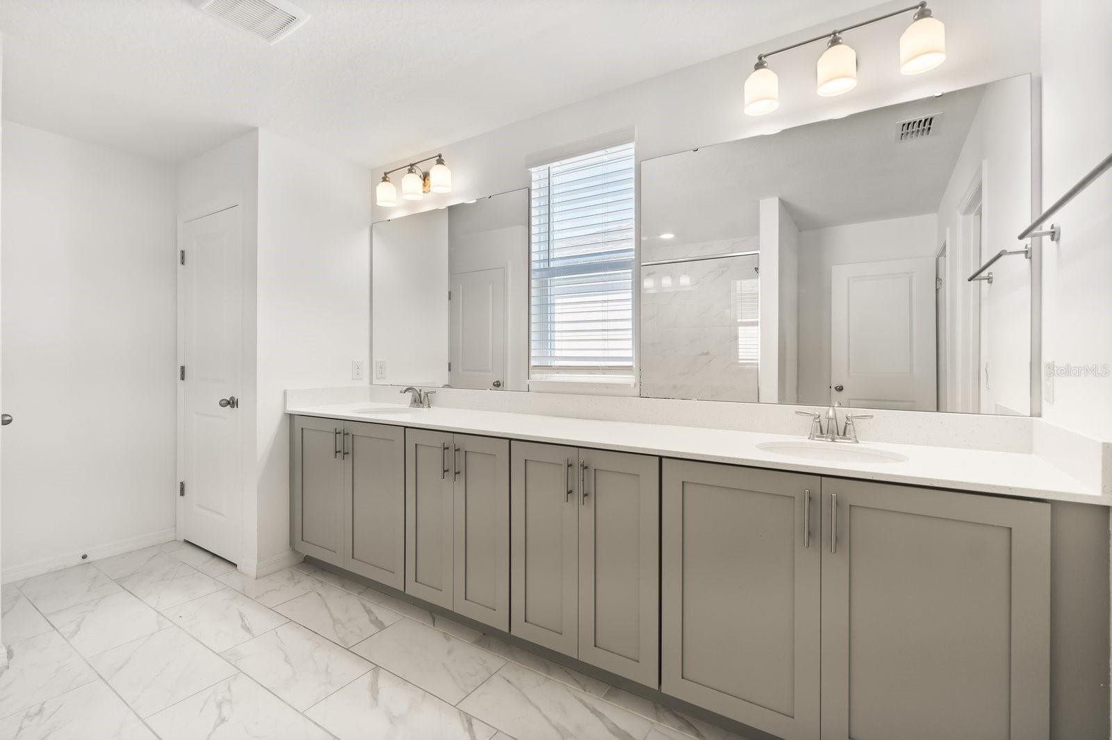 Image 10 of 27 For 2062 Derwent Drive