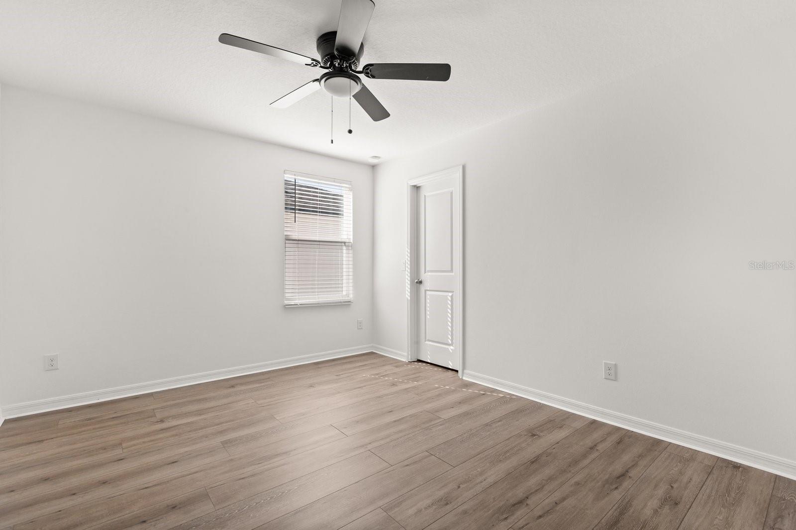 Image 15 of 27 For 2062 Derwent Drive