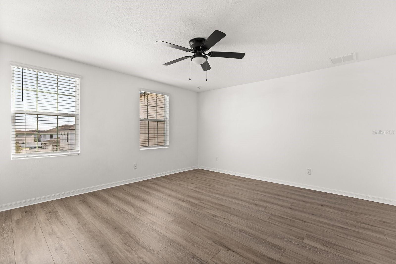 Image 16 of 27 For 2062 Derwent Drive