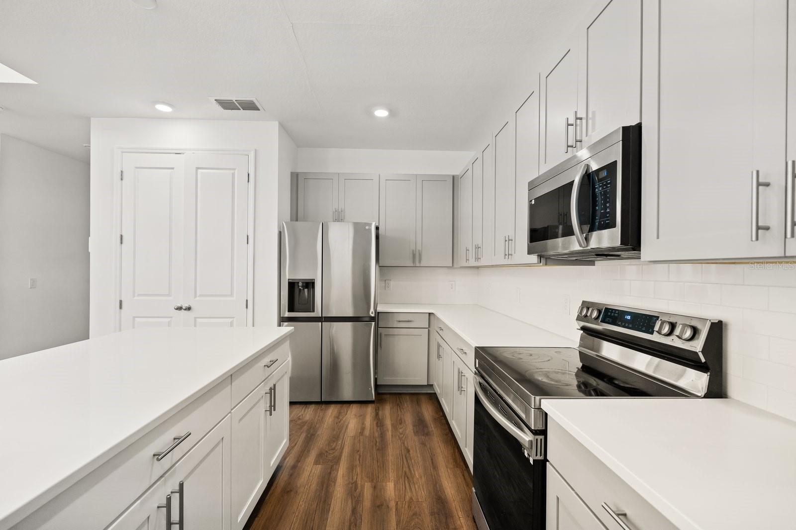 Image 5 of 27 For 2062 Derwent Drive