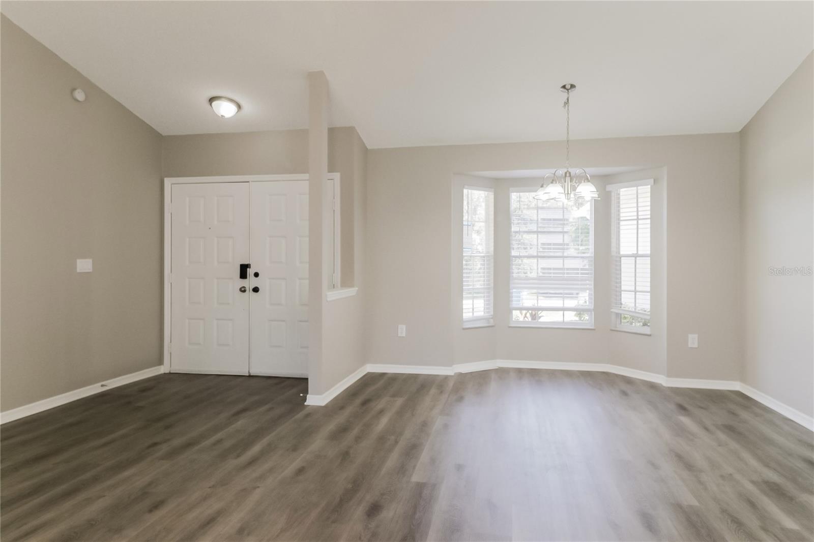 Image 3 of 16 For 8358 Natoma Street