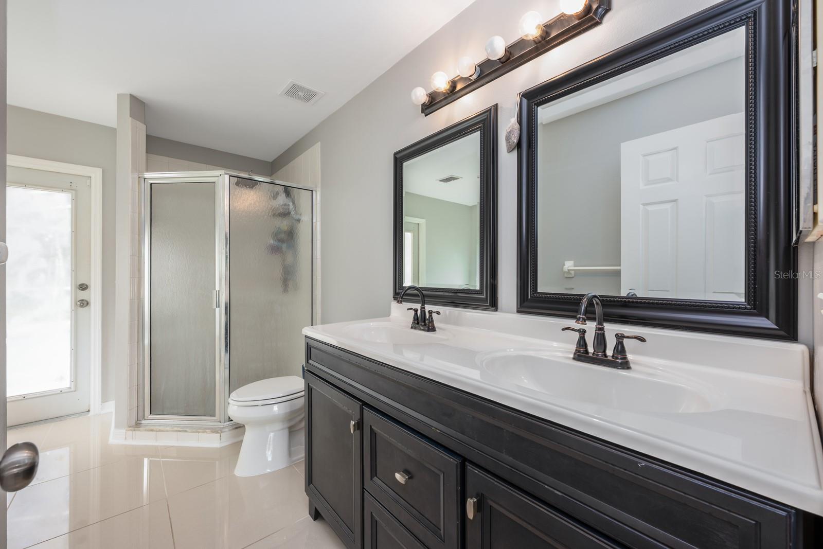 Image 15 of 25 For 2753 Cullens Court