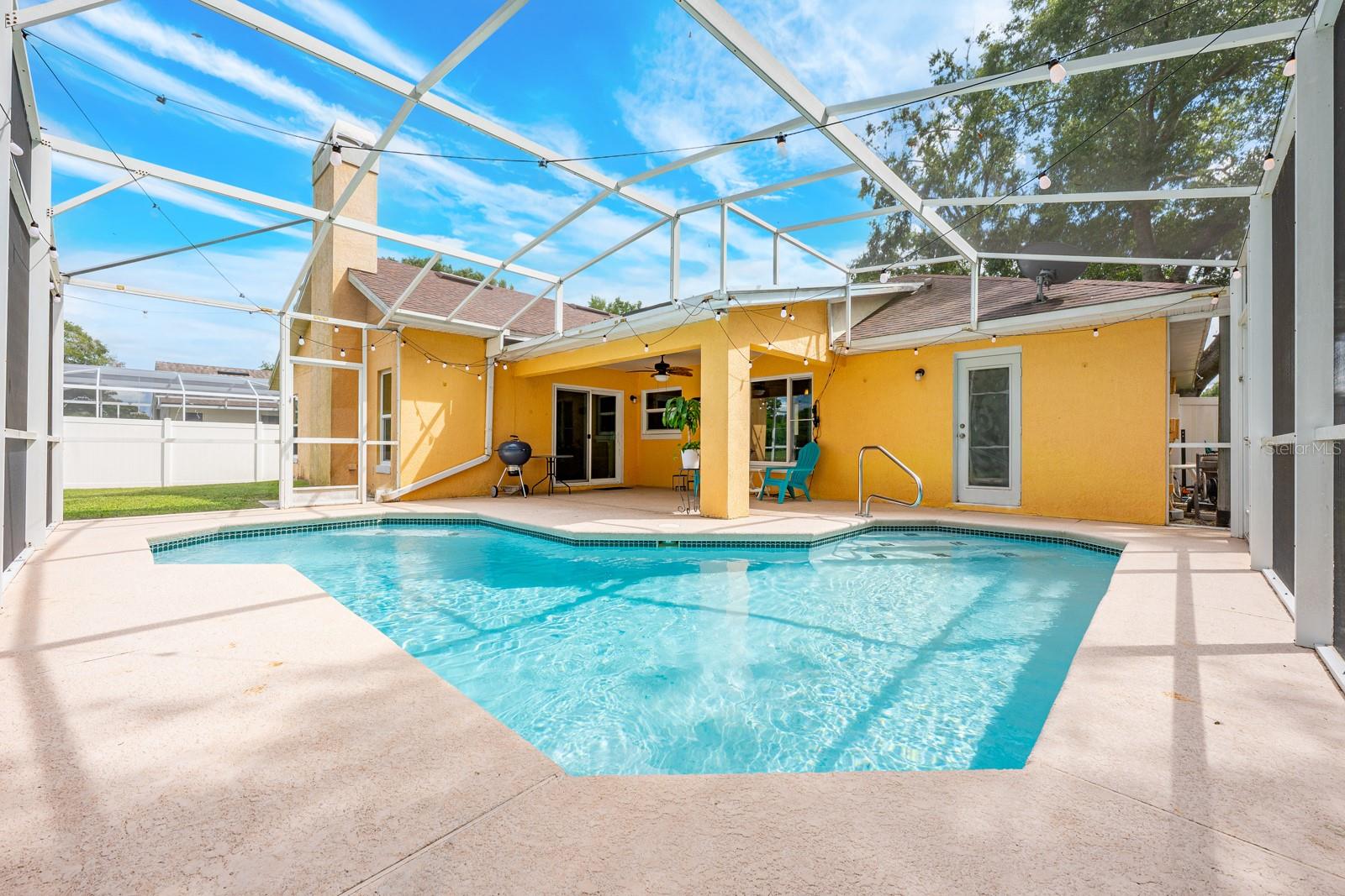 Image 2 of 25 For 2753 Cullens Court