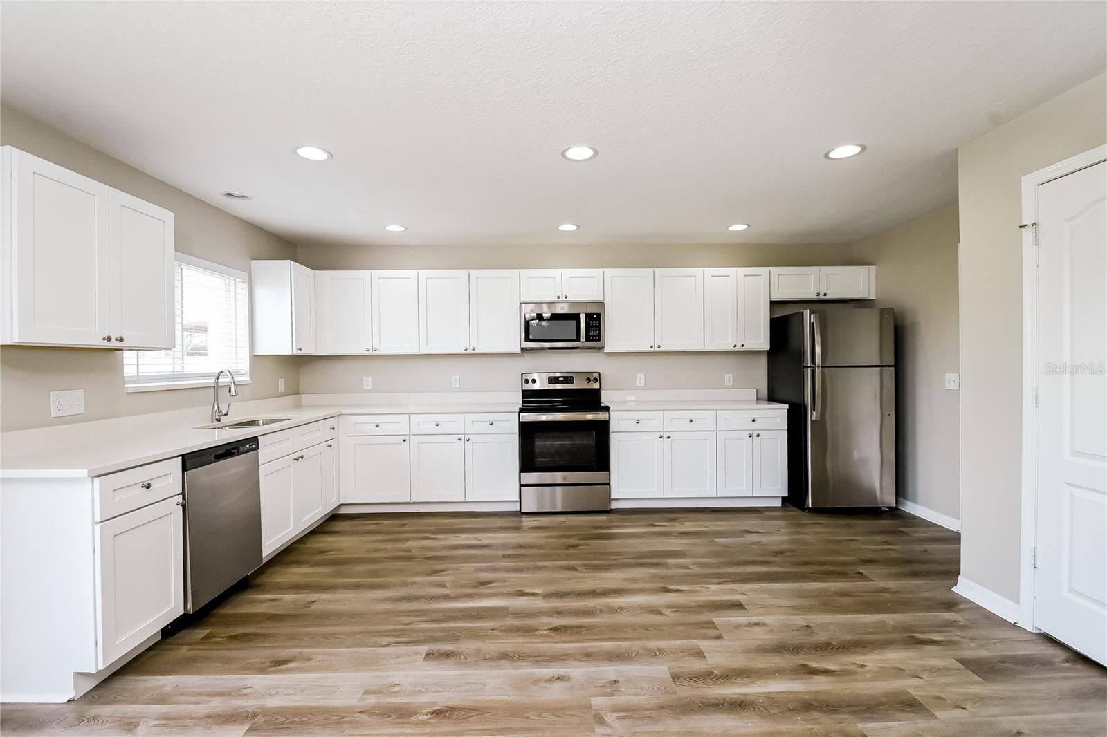 Image 5 of 15 For 11167 Golden Silence Drive