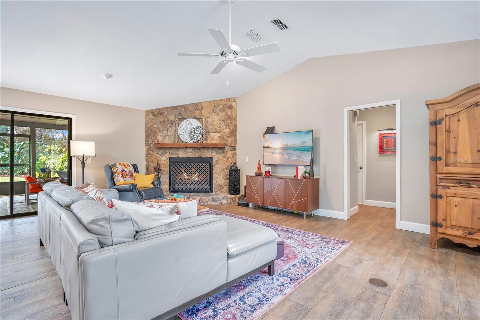 Image 12 of 62 For 9488 Shortleaf Court