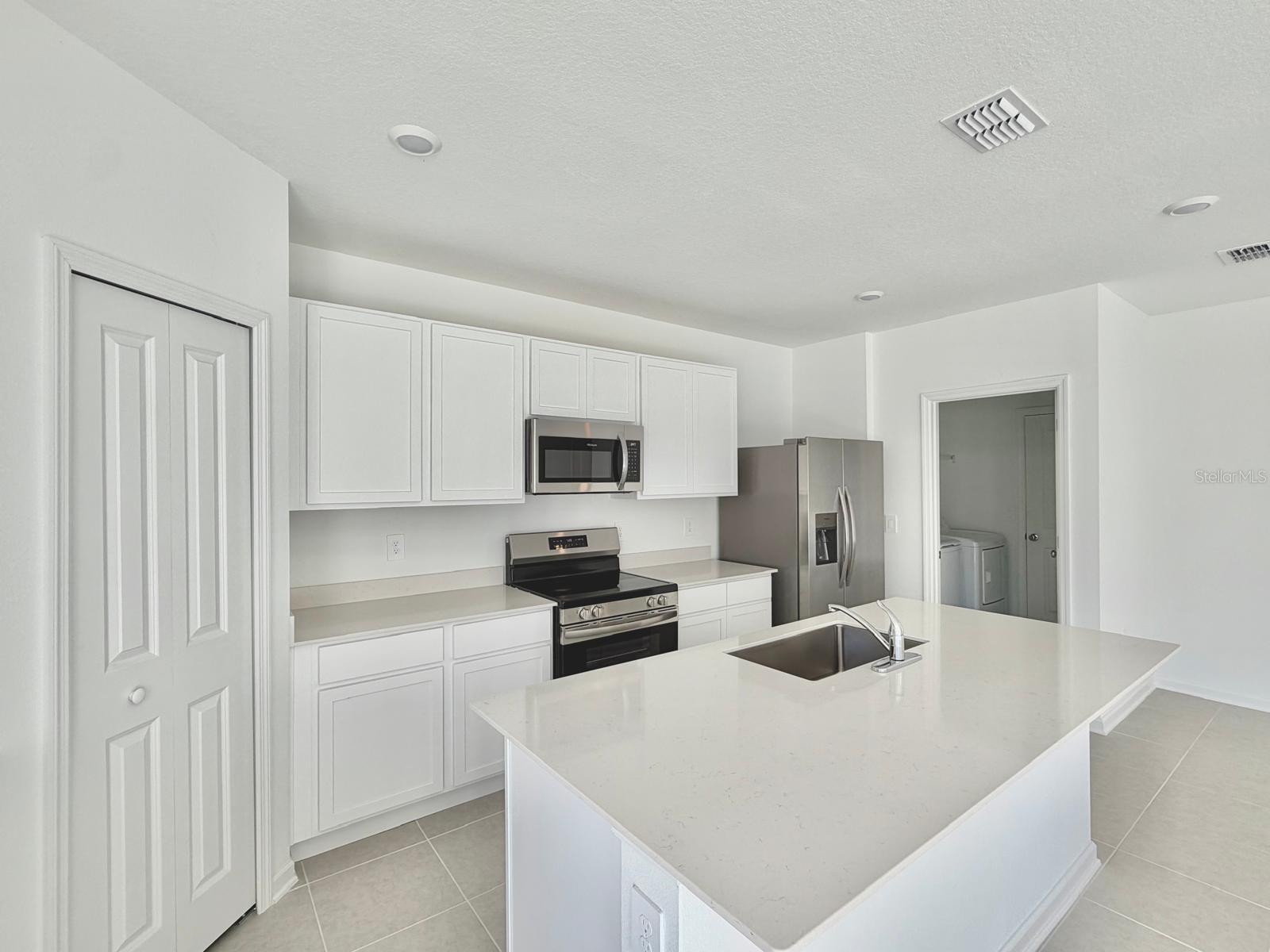 Image 4 of 22 For 3658 Hardman Drive