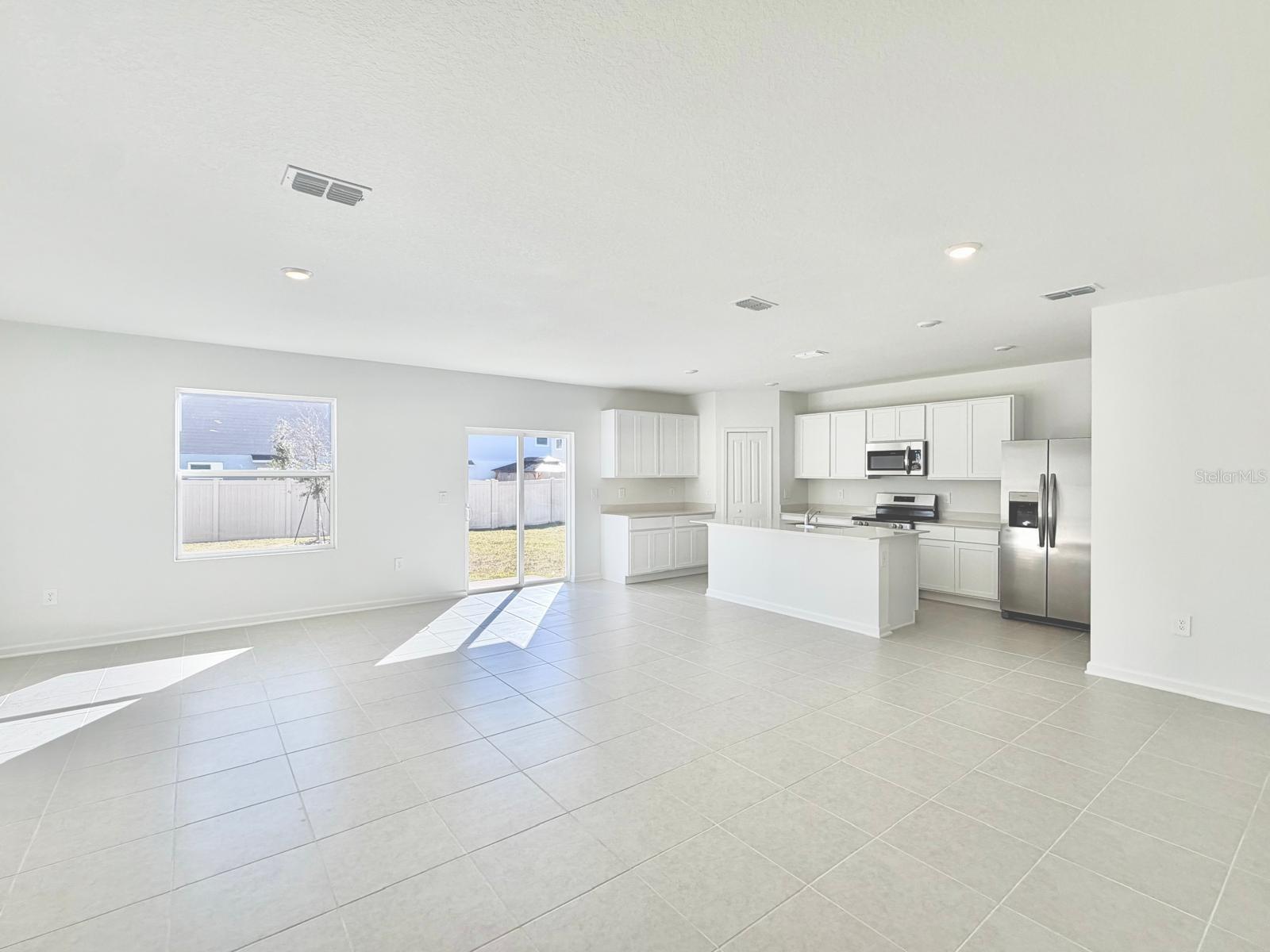 Image 5 of 22 For 3658 Hardman Drive