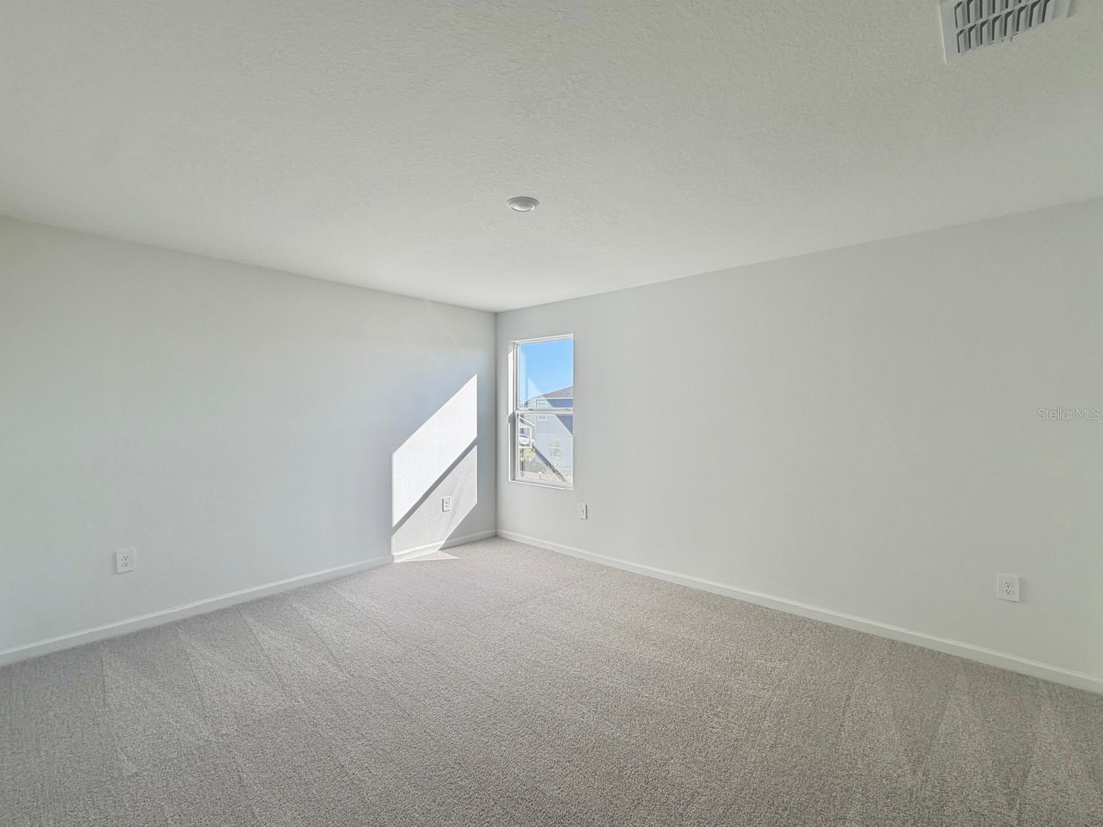 Image 7 of 22 For 3658 Hardman Drive