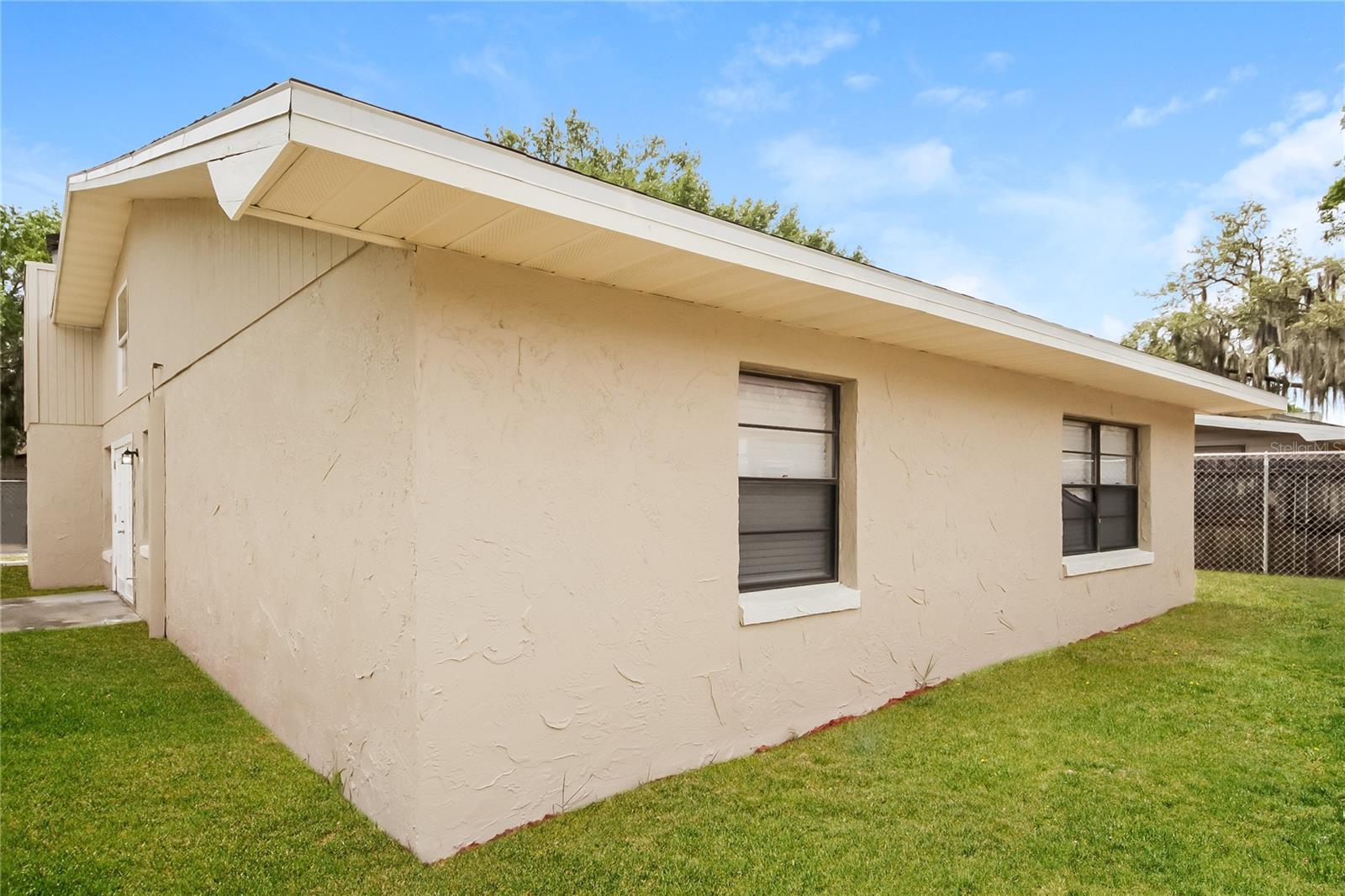 Image 14 of 17 For 3235 Timberline Road