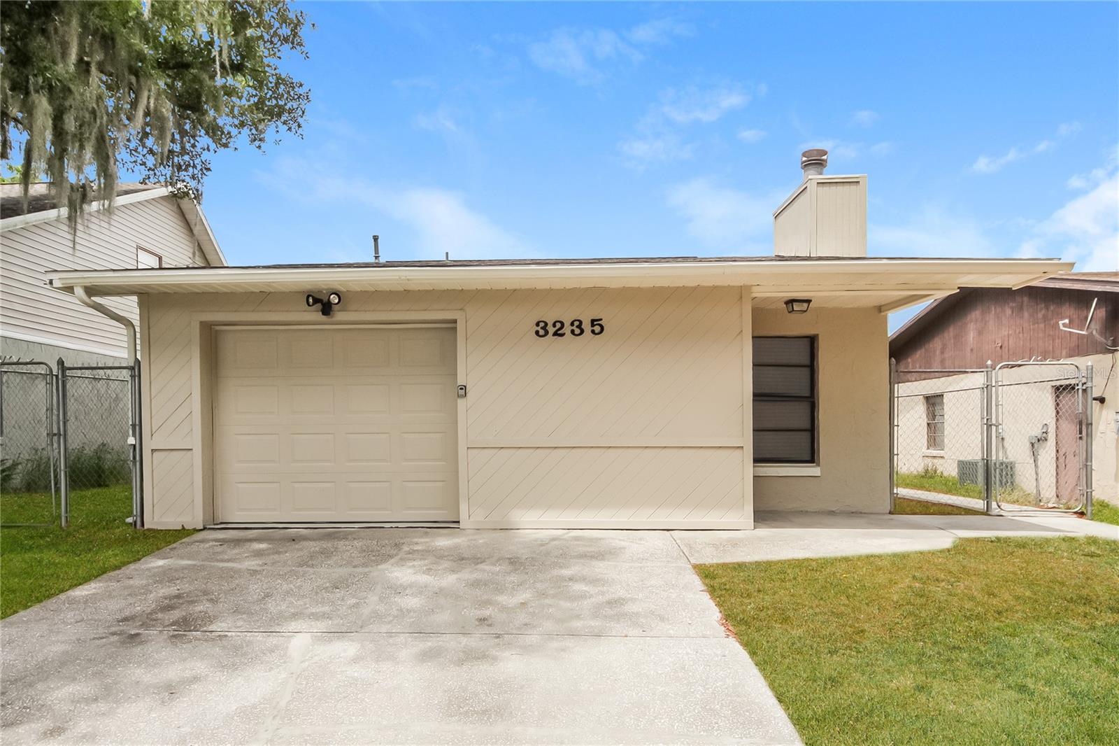 Image 2 of 17 For 3235 Timberline Road