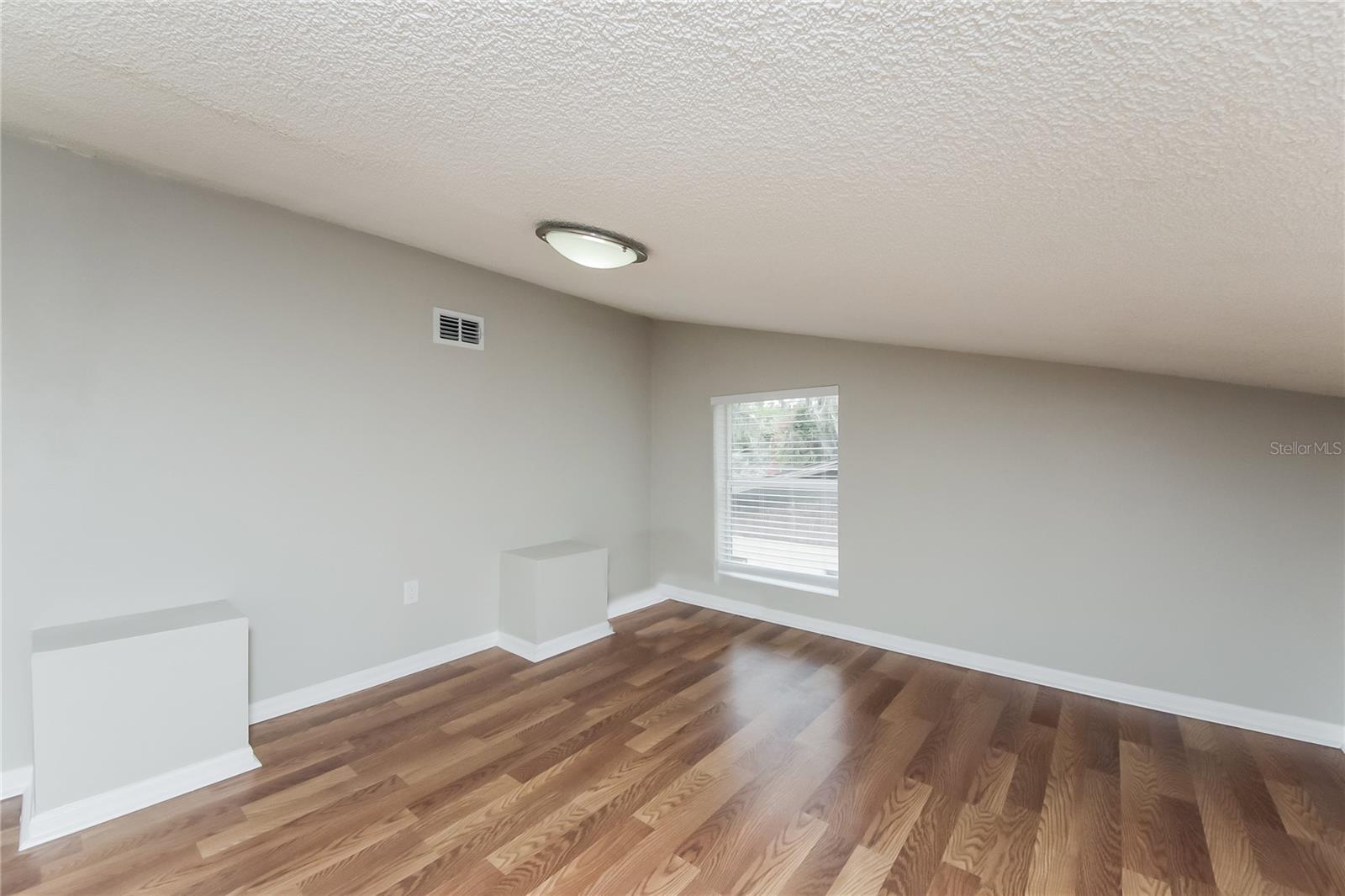 Image 8 of 17 For 3235 Timberline Road