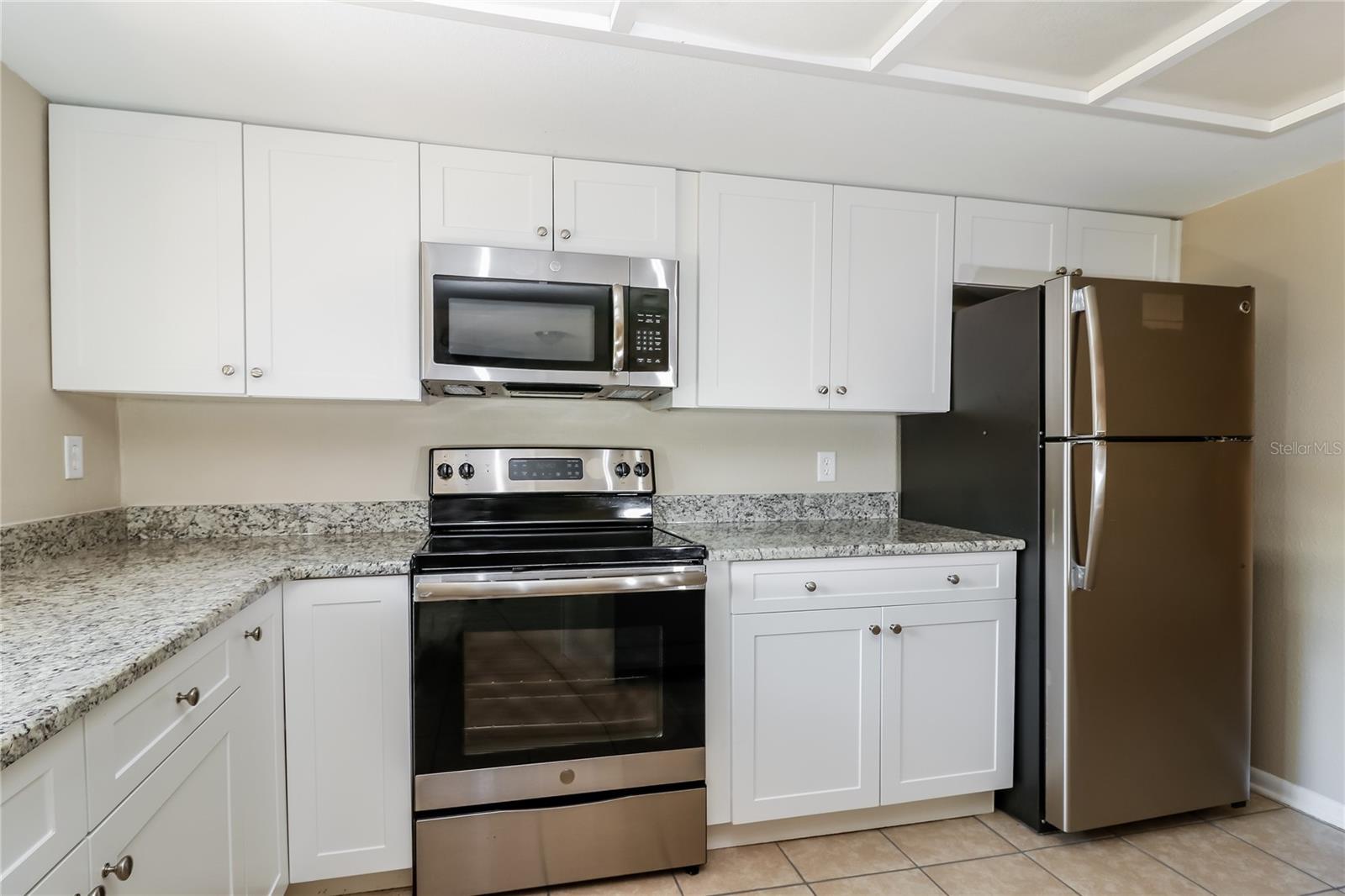 Image 7 of 16 For 37 Harbor Oaks Circle