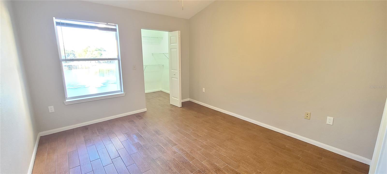 Image 18 of 57 For 940 Village Trail 4-306