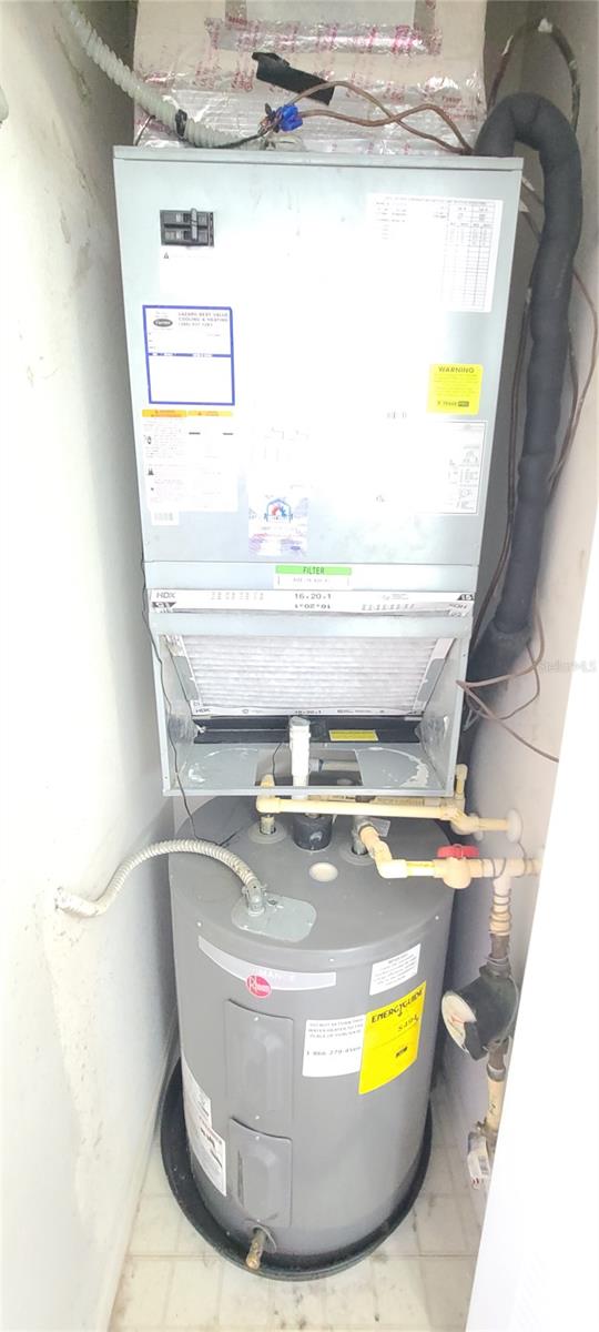 Image 34 of 57 For 940 Village Trail 4-306