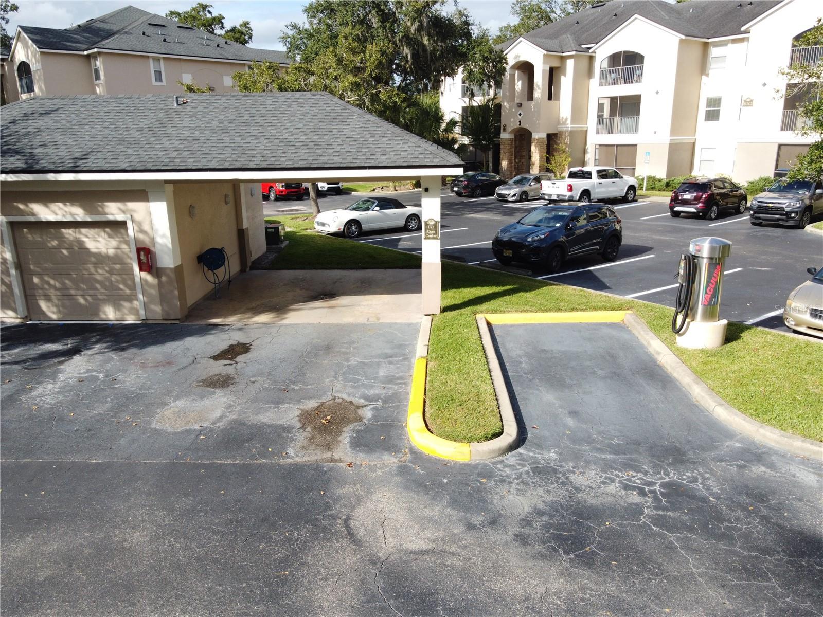 Image 41 of 57 For 940 Village Trail 4-306