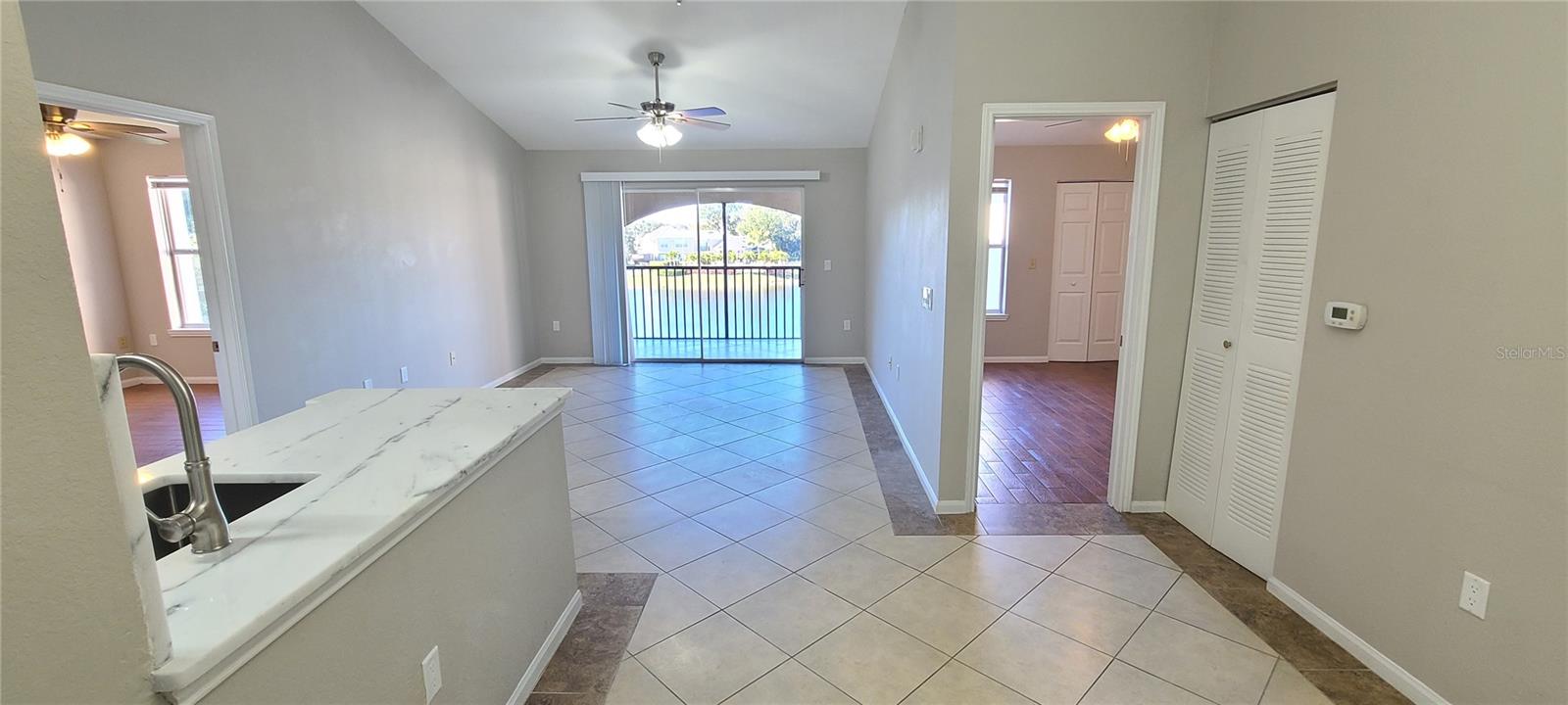 Image 5 of 57 For 940 Village Trail 4-306