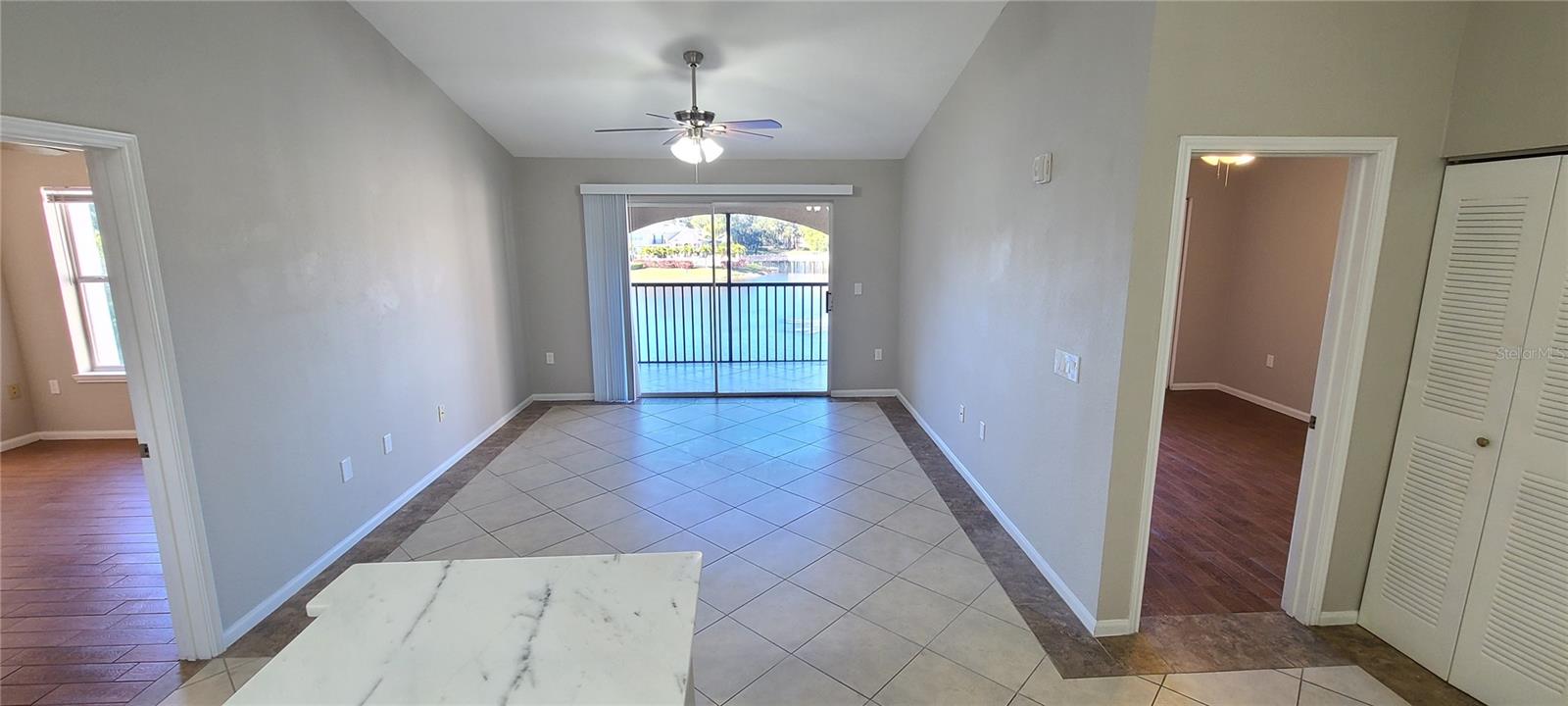 Image 6 of 57 For 940 Village Trail 4-306