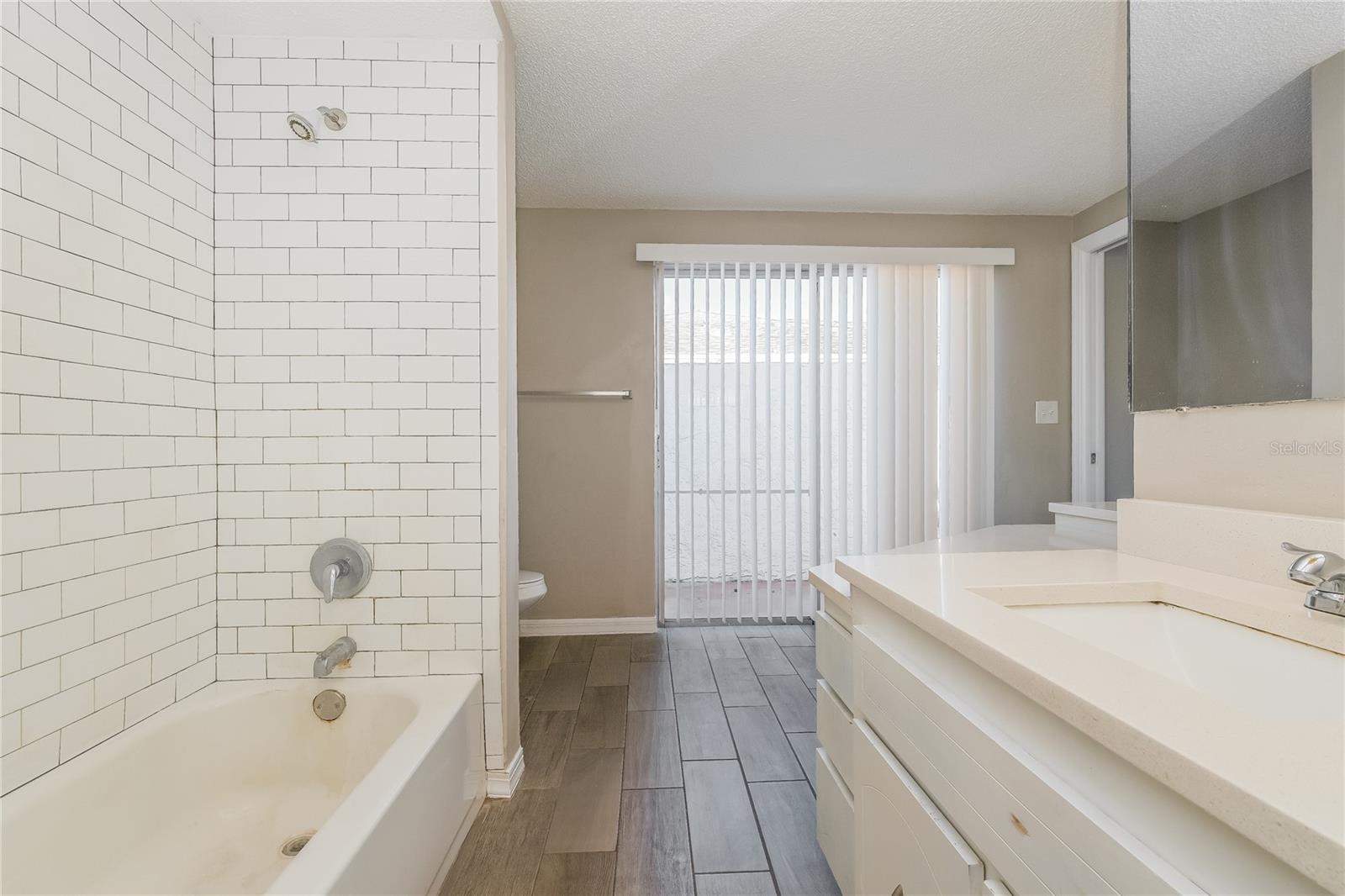 Image 12 of 16 For 2020 Tumbleweed Drive