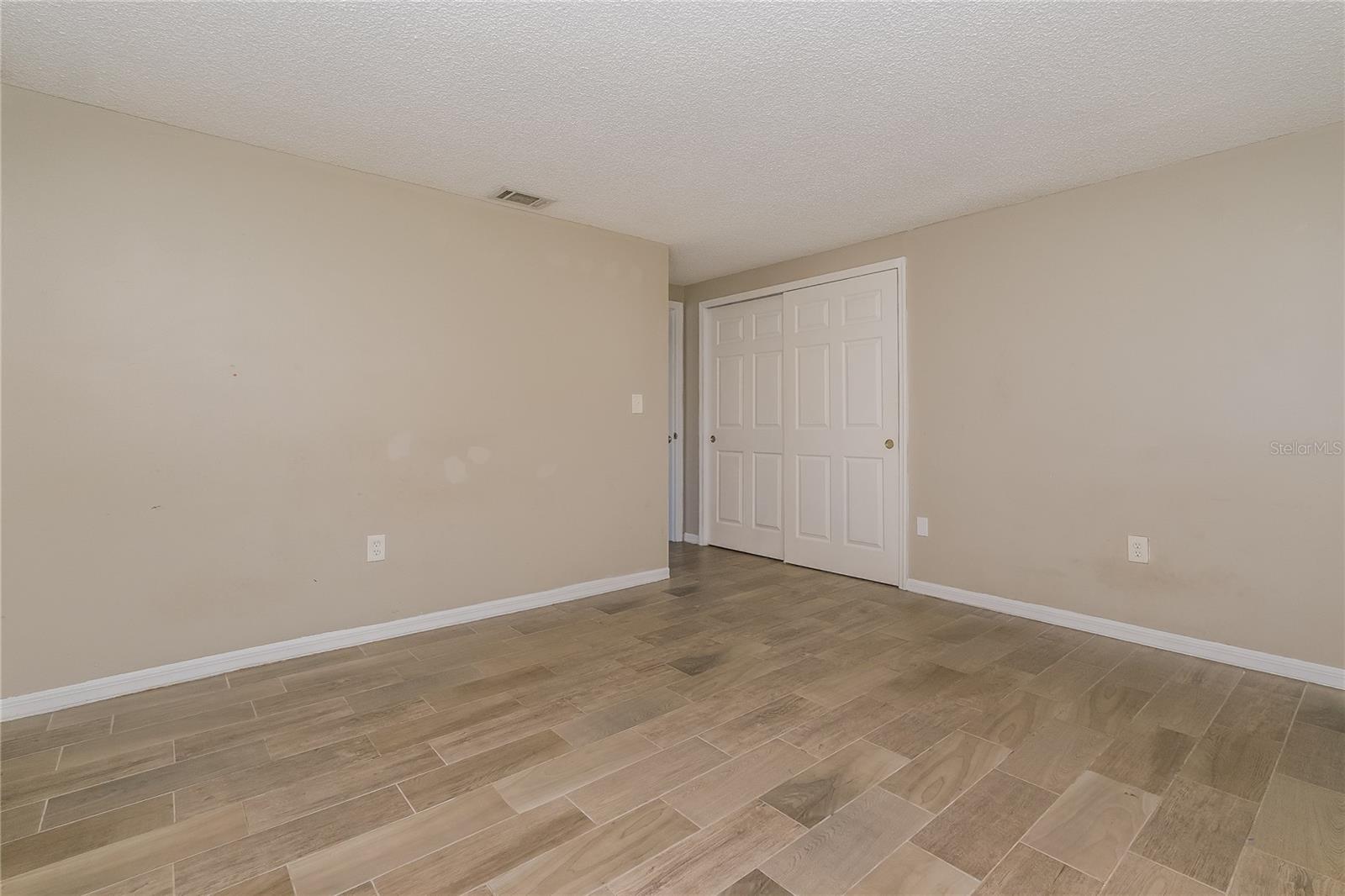 Image 2 of 16 For 2020 Tumbleweed Drive