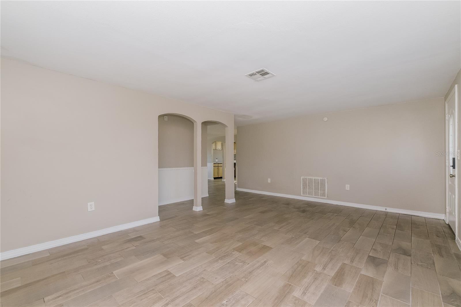 Image 4 of 16 For 2020 Tumbleweed Drive