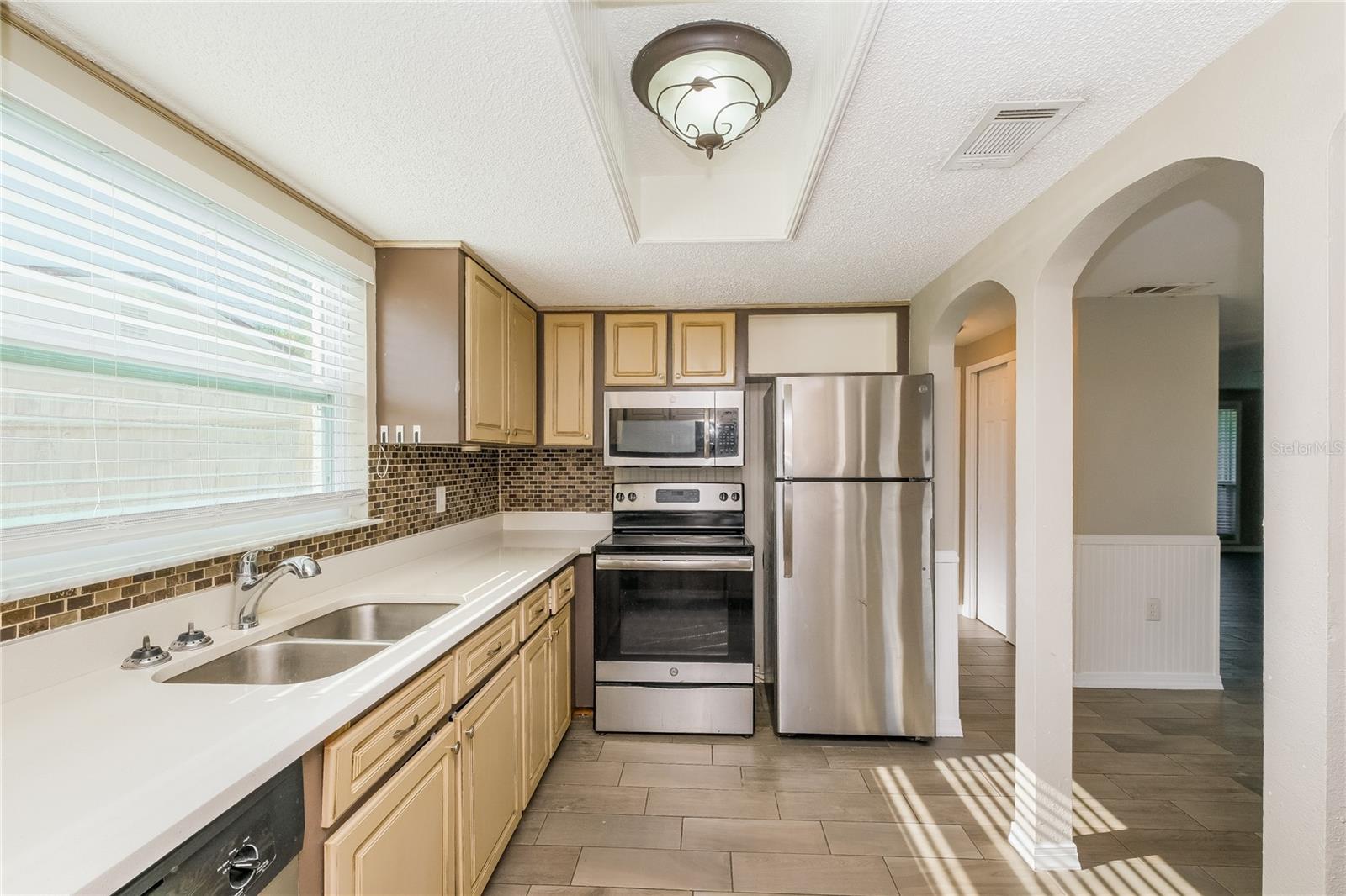 Image 6 of 16 For 2020 Tumbleweed Drive