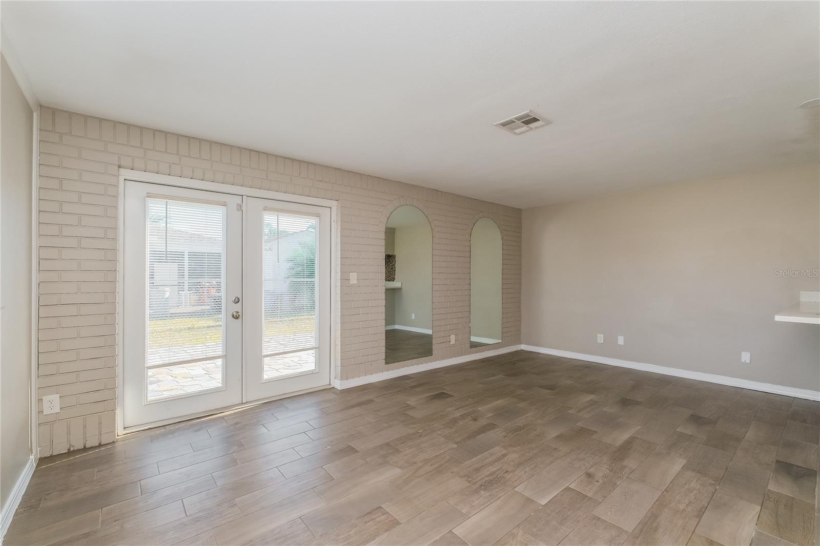 Image 7 of 16 For 2020 Tumbleweed Drive