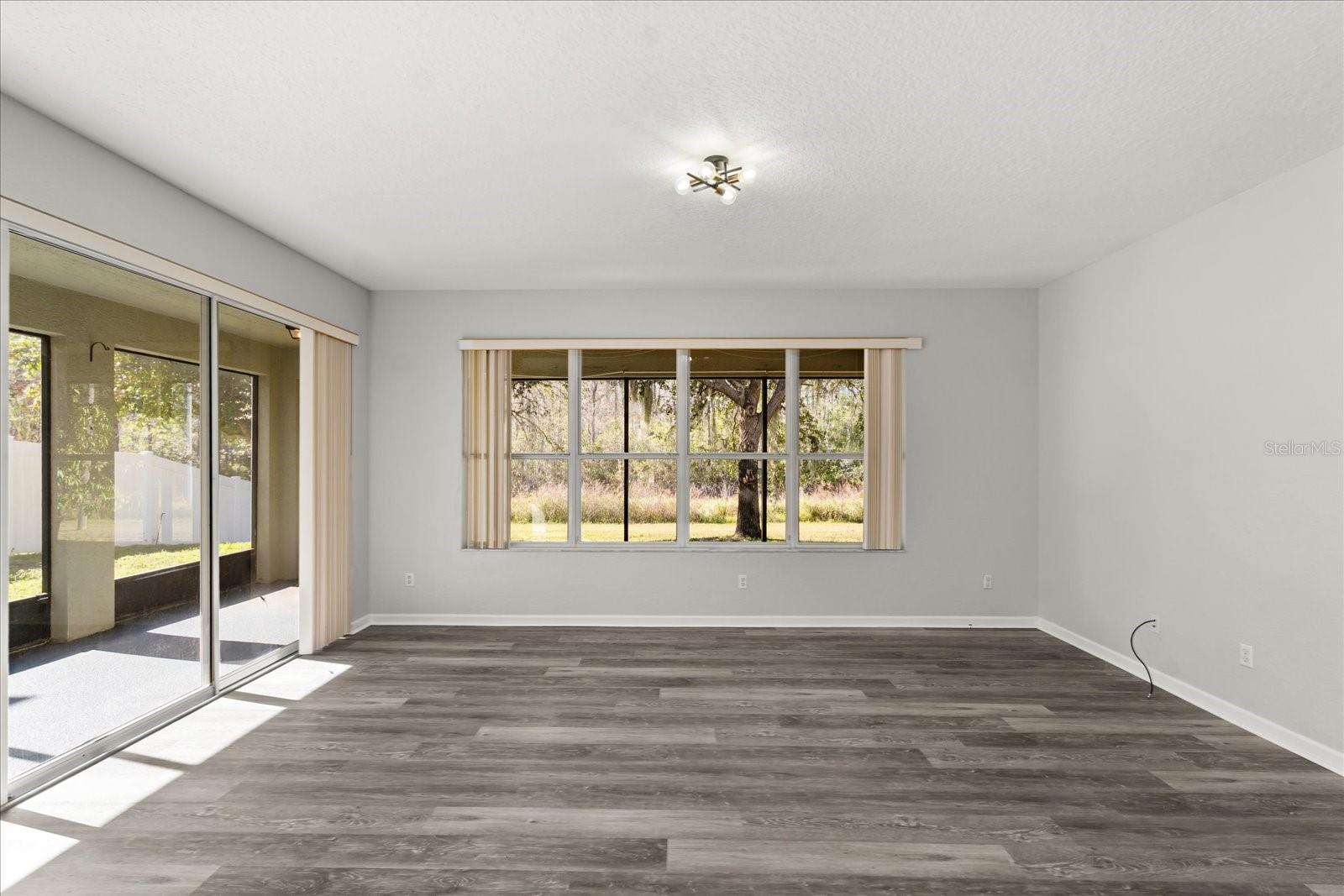 Image 10 of 43 For 8632 Abbotsbury Drive