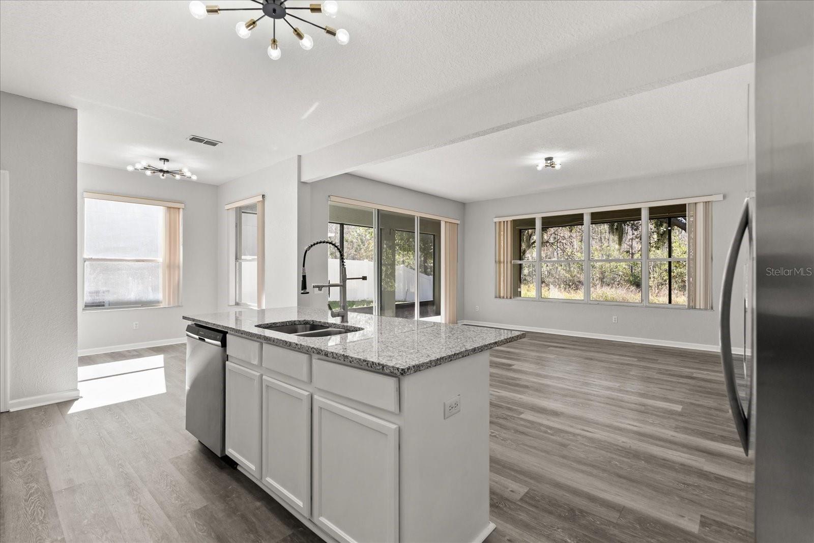 Image 16 of 43 For 8632 Abbotsbury Drive