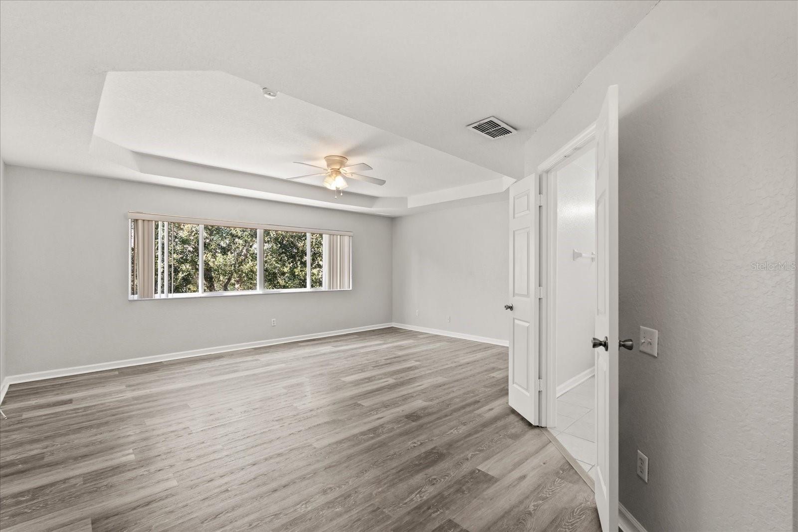 Image 17 of 43 For 8632 Abbotsbury Drive