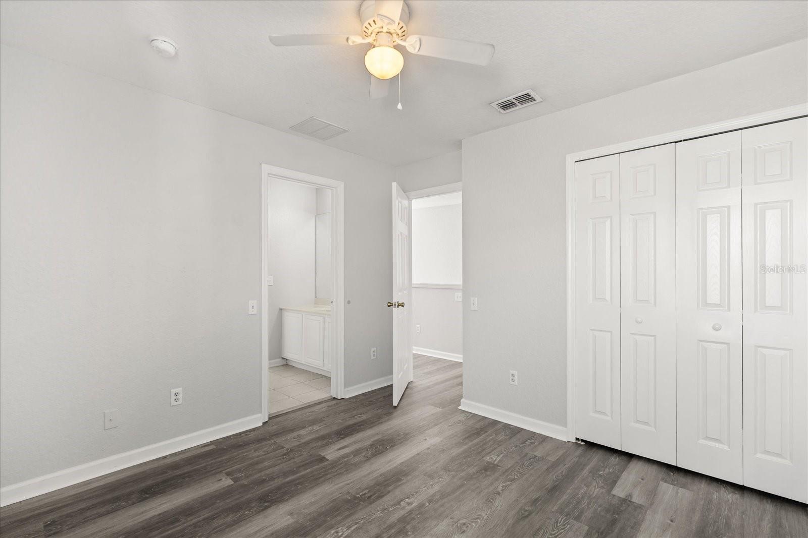 Image 23 of 43 For 8632 Abbotsbury Drive