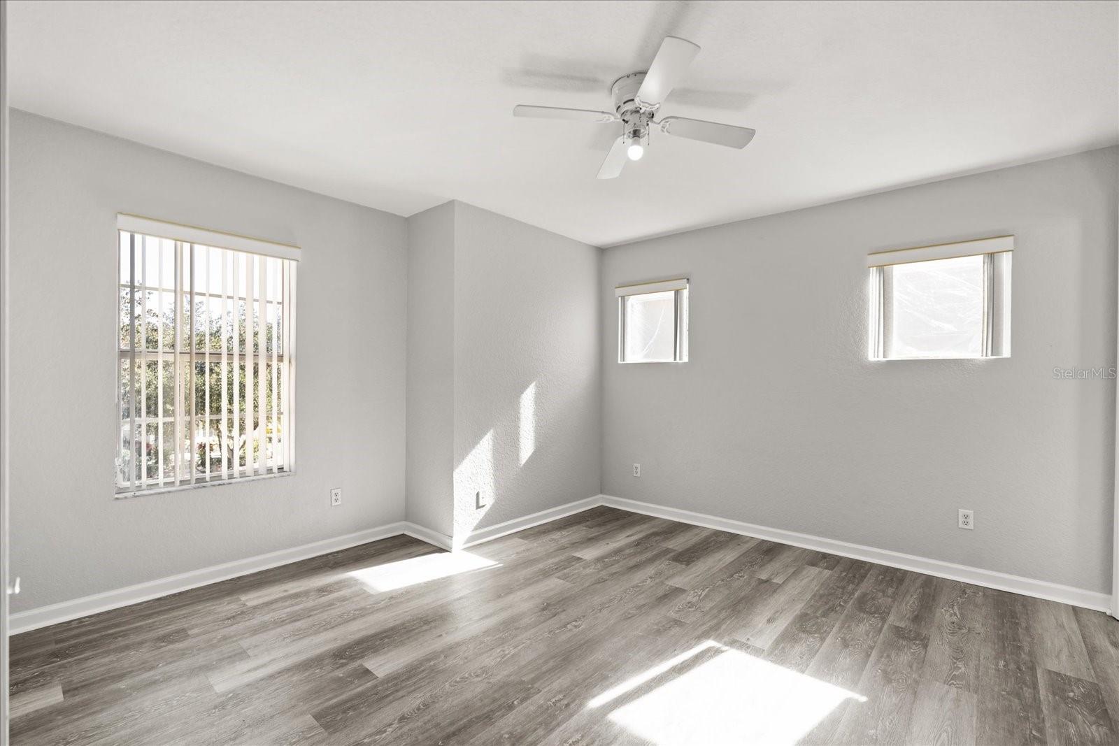 Image 28 of 43 For 8632 Abbotsbury Drive