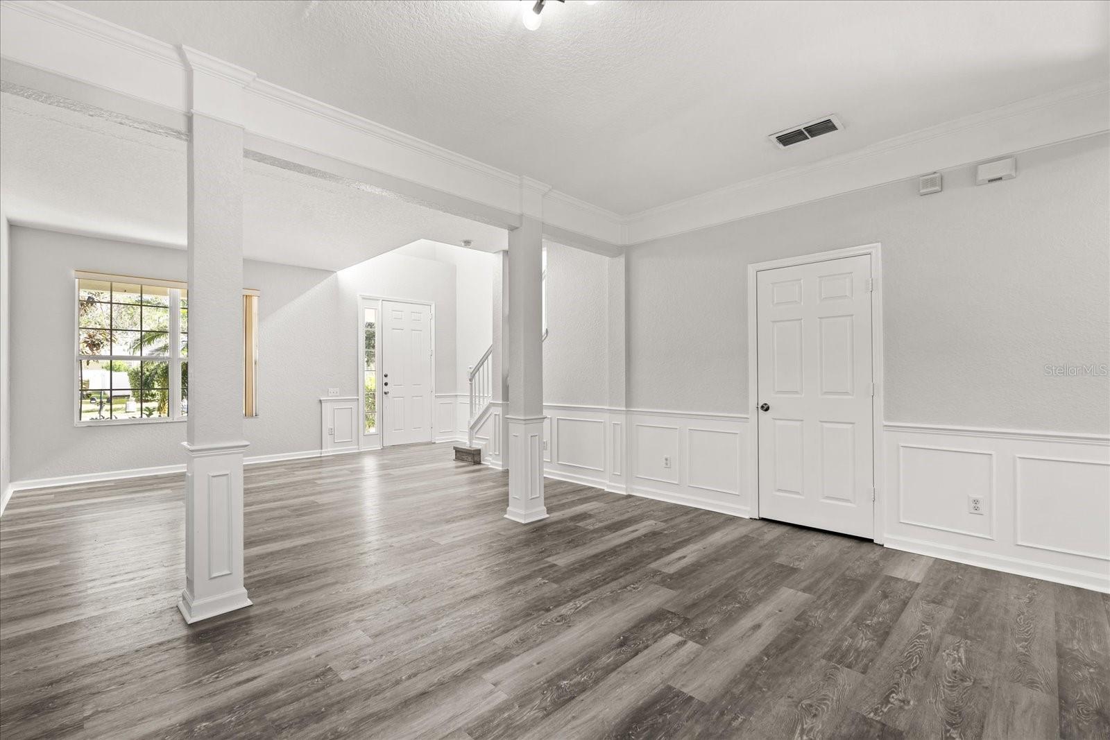 Image 6 of 43 For 8632 Abbotsbury Drive