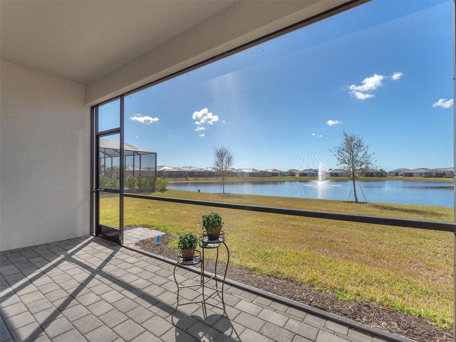 Image 21 of 29 For 7961 Lakes Edge Lane